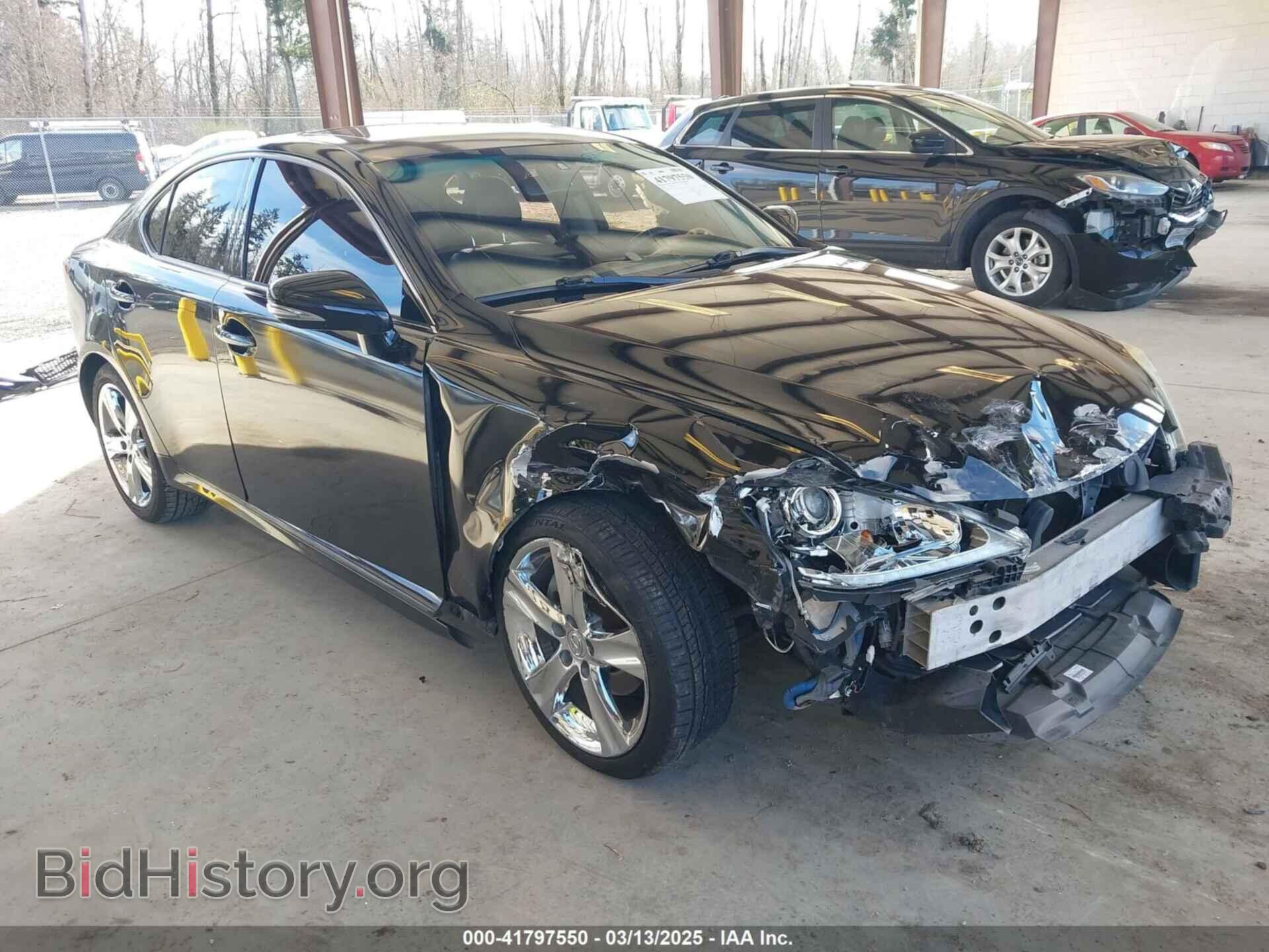 Фотография JTHBF5C23B5140775 - LEXUS IS 250 2011