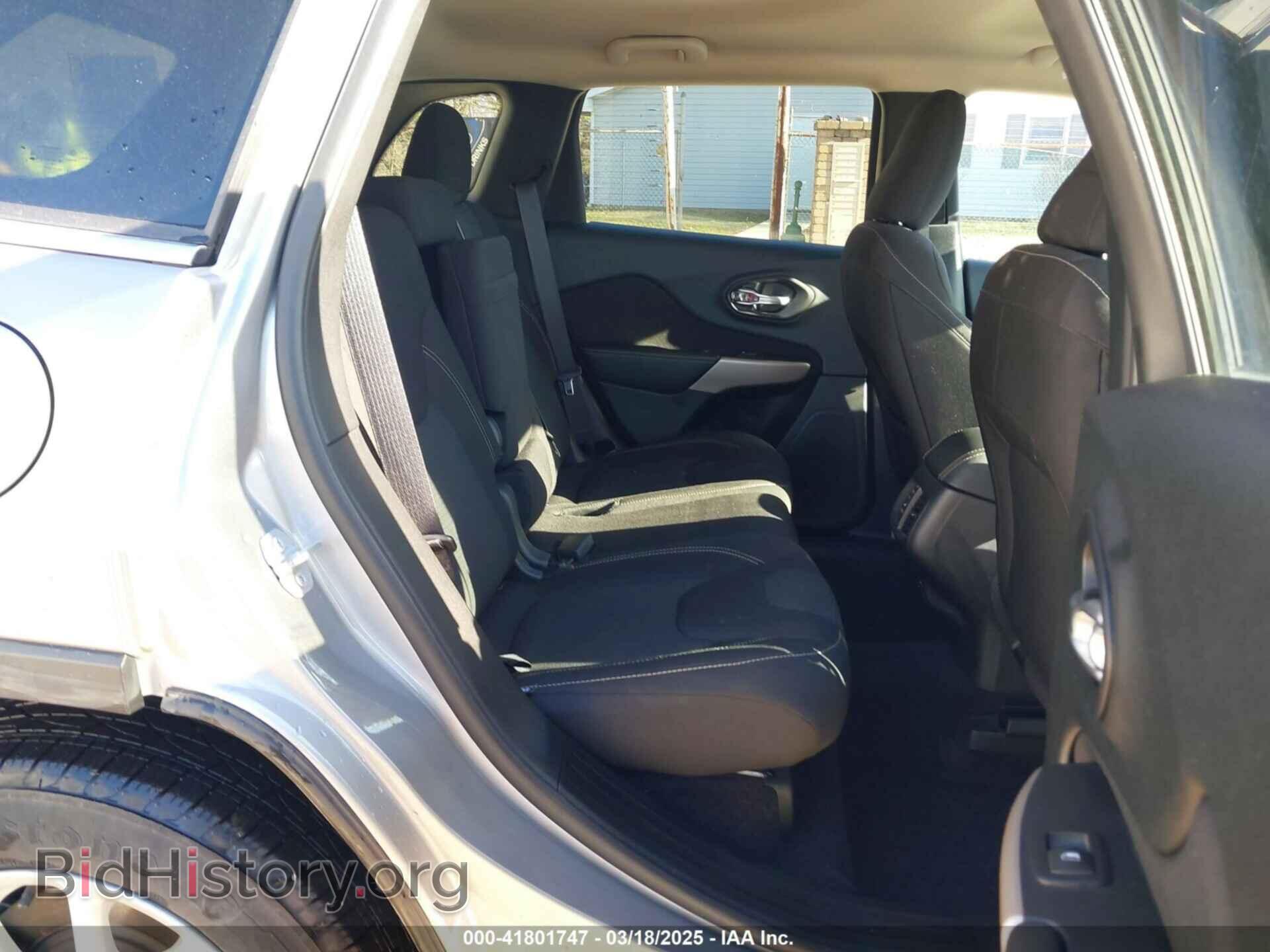 2017 JEEP CHEROKEE - VIN: 1C4PJMCB9HW571026 - Фото 8