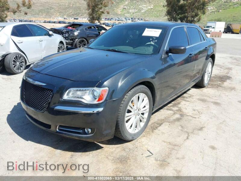 2014 Chrysler 300 (VIN 2C3CCARG0EH136534) — фото 2 из 16