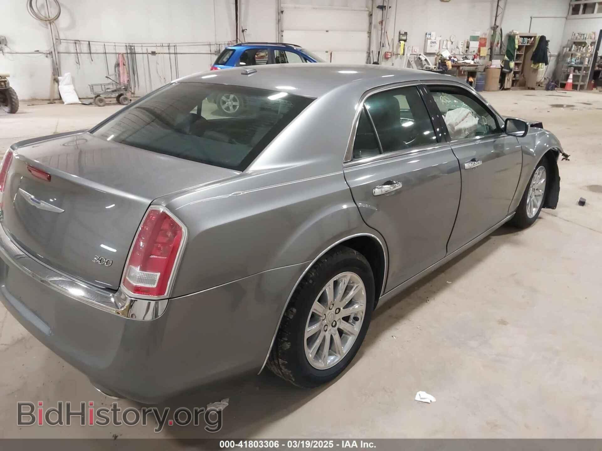 2012 CHRYSLER 300 - VIN: 2C3CCACG3CH173700 - Фото 4