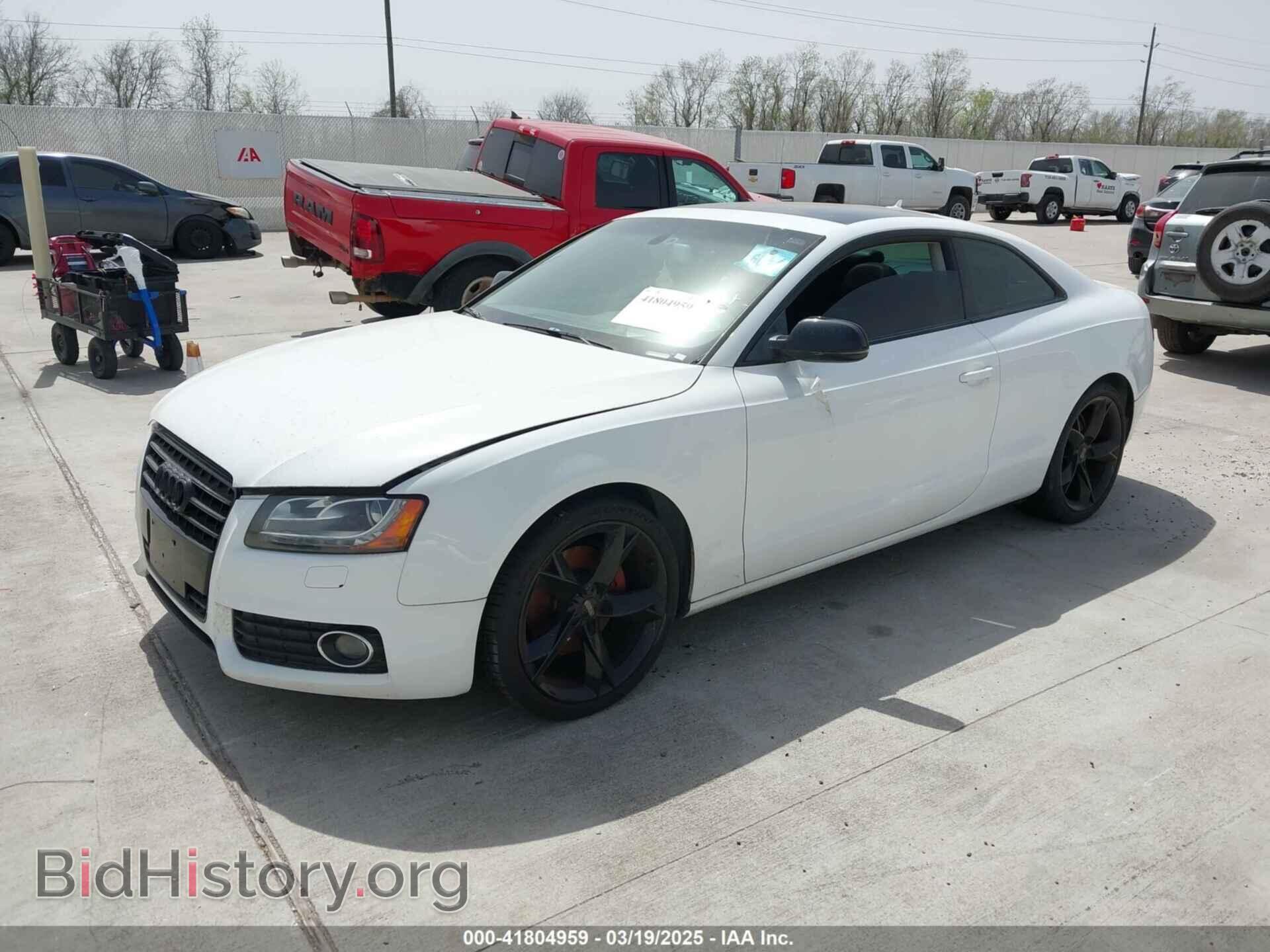2010 AUDI A5 - VIN: WAULFAFR4AA079706 - Фото 2