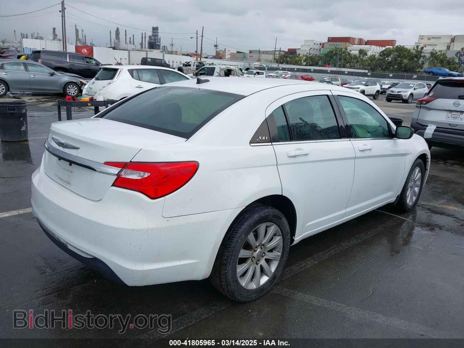2014 CHRYSLER 200 - VIN: 1C3CCBAB9EN210269 - Photo 4