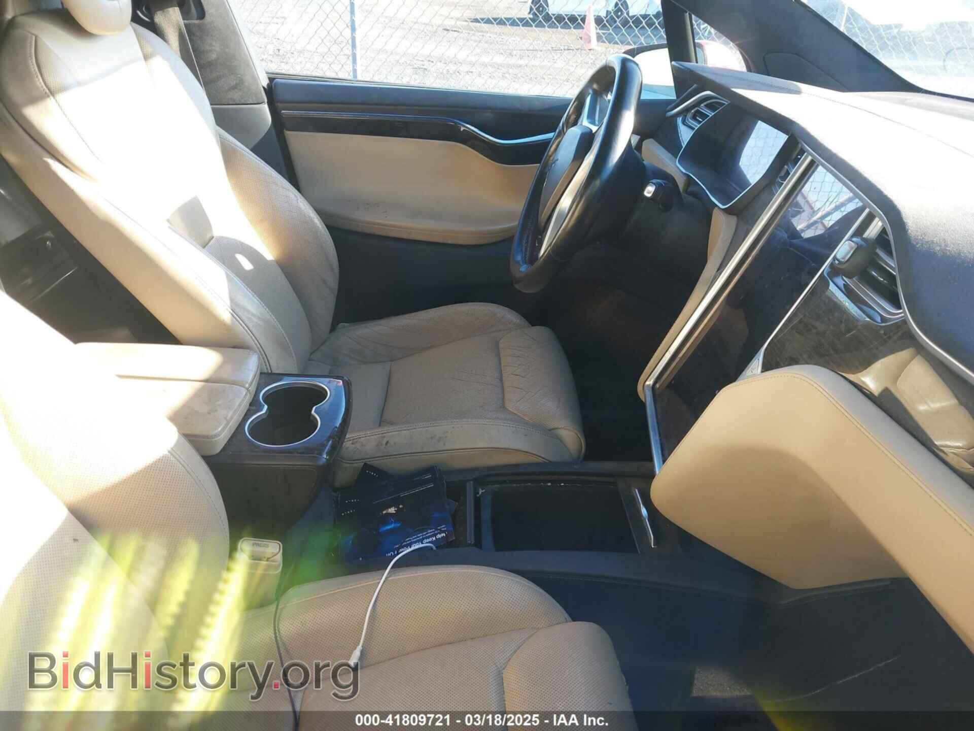 2016 TESLA MODEL X - VIN: 5YJXCAE43GFS00440 - Фото 5