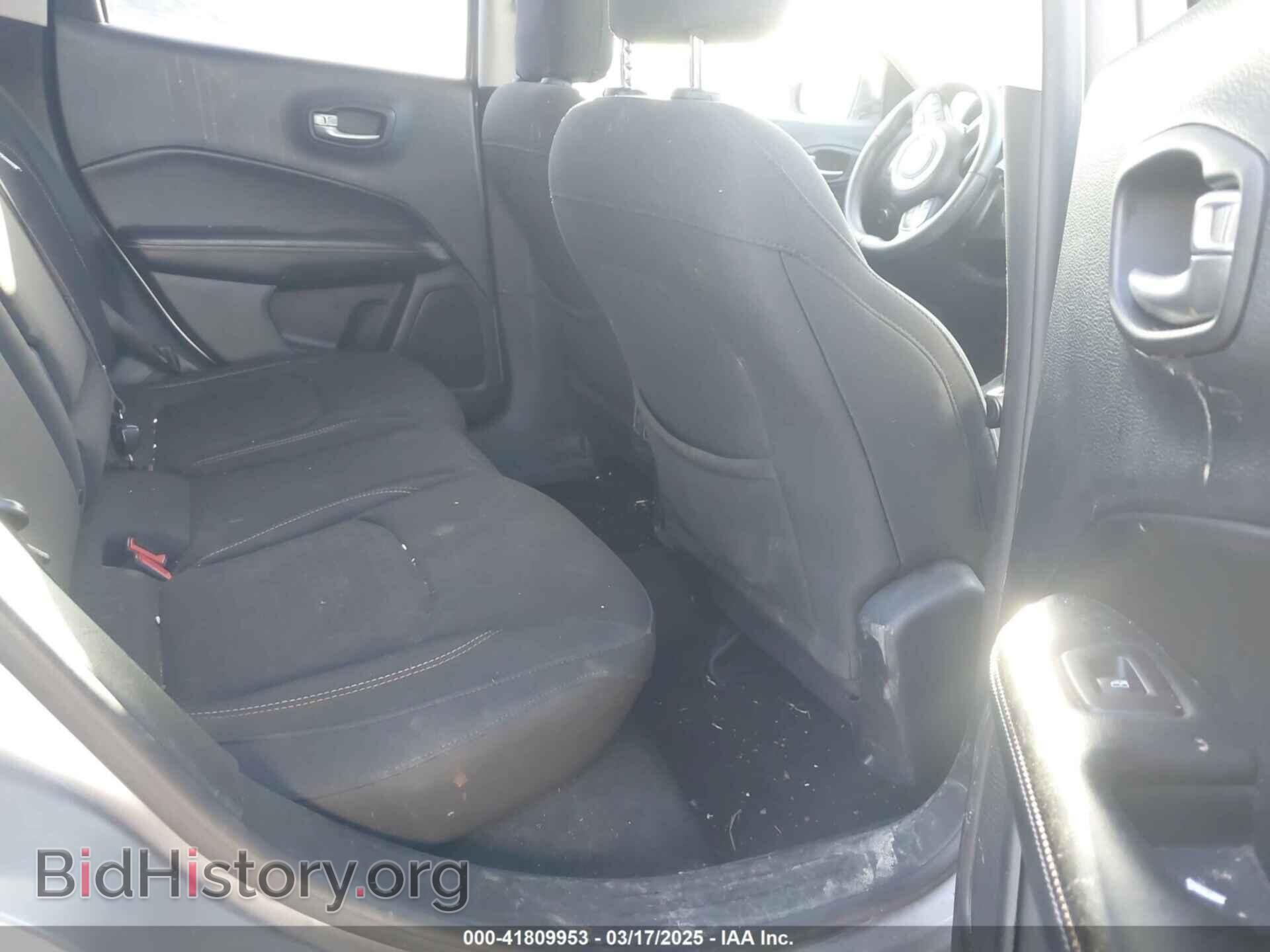 2018 JEEP COMPASS - VIN: 3C4NJCAB0JT124875 - Фото 8