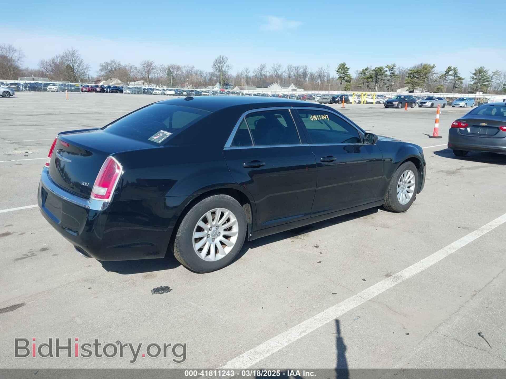 2012 CHRYSLER 300 - VIN: 2C3CCAAG8CH245879 - Фото 4