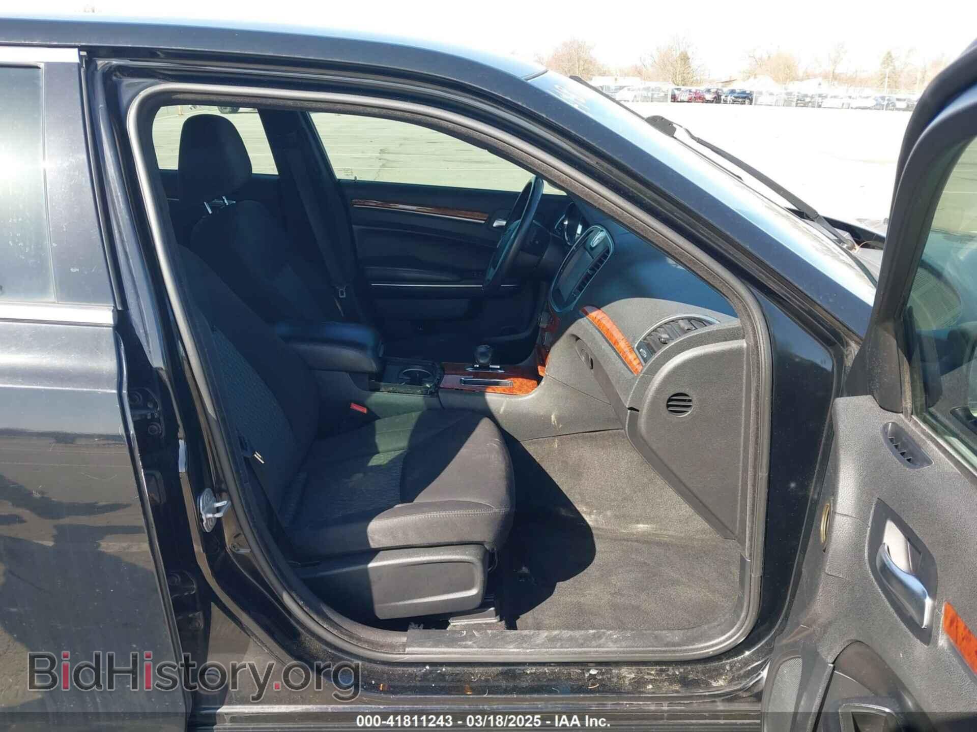 2012 CHRYSLER 300 - VIN: 2C3CCAAG8CH245879 - Фото 5