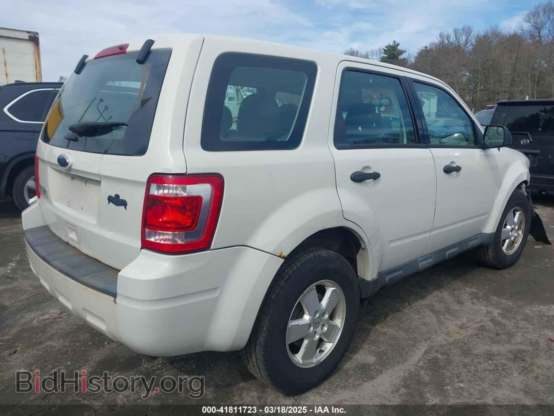 2011 FORD ESCAPE - VIN: 1FMCU9C71BKB17085 - Фото 4
