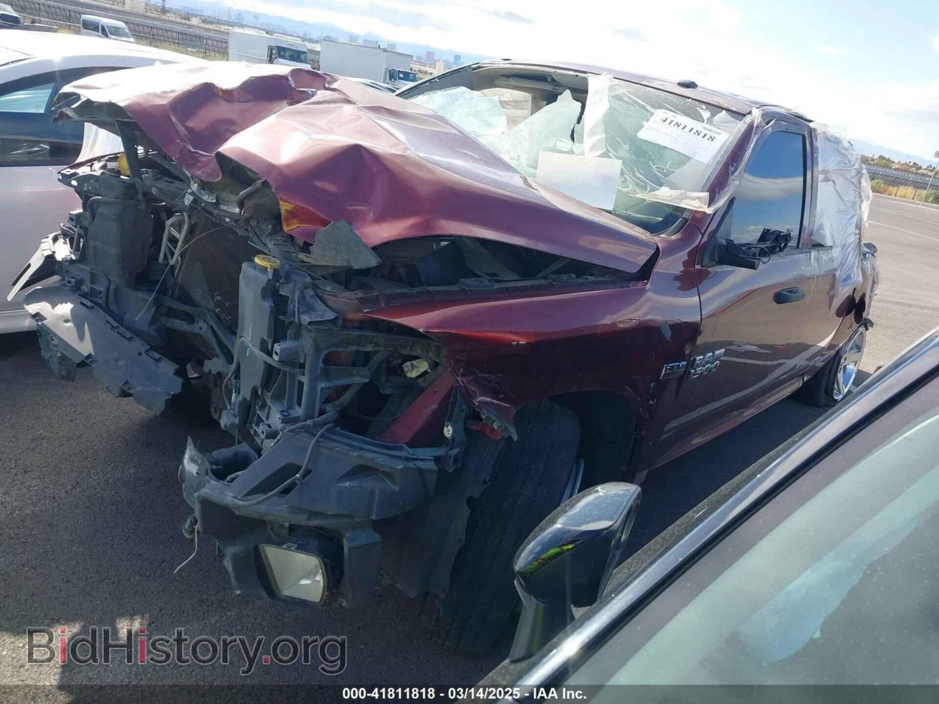 2017 RAM 1500 - VIN: 3C6RR7KT2HG793717 - Фото 2