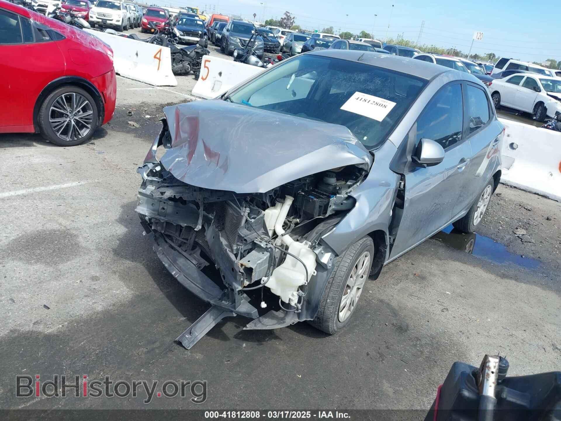 2013 MAZDA MAZDA2 - VIN: JM1DE1KZ5D0159977 - Фото 2