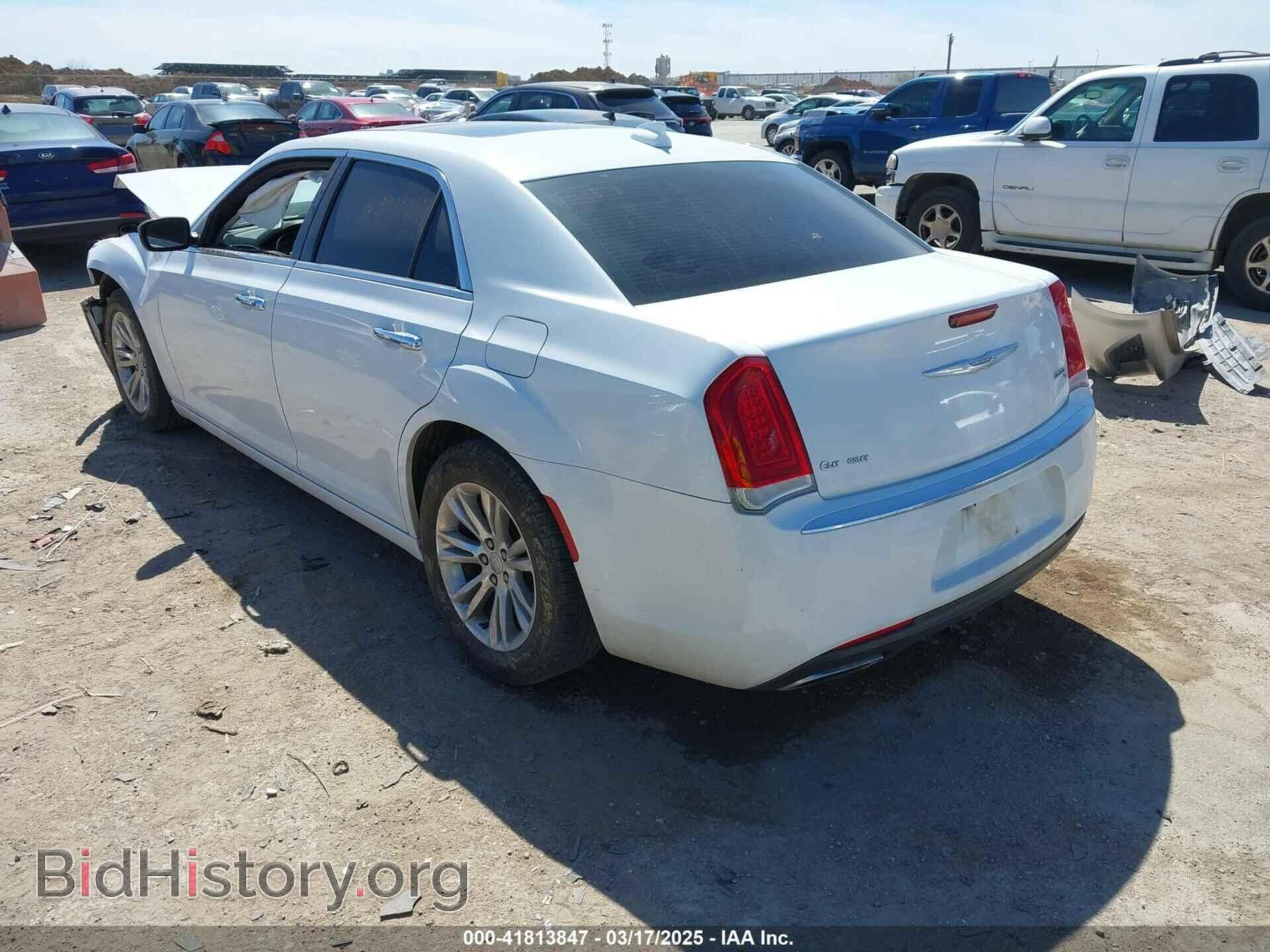 2017 CHRYSLER 300C - VIN: 2C3CCAEG5HH570670 - Фото 3