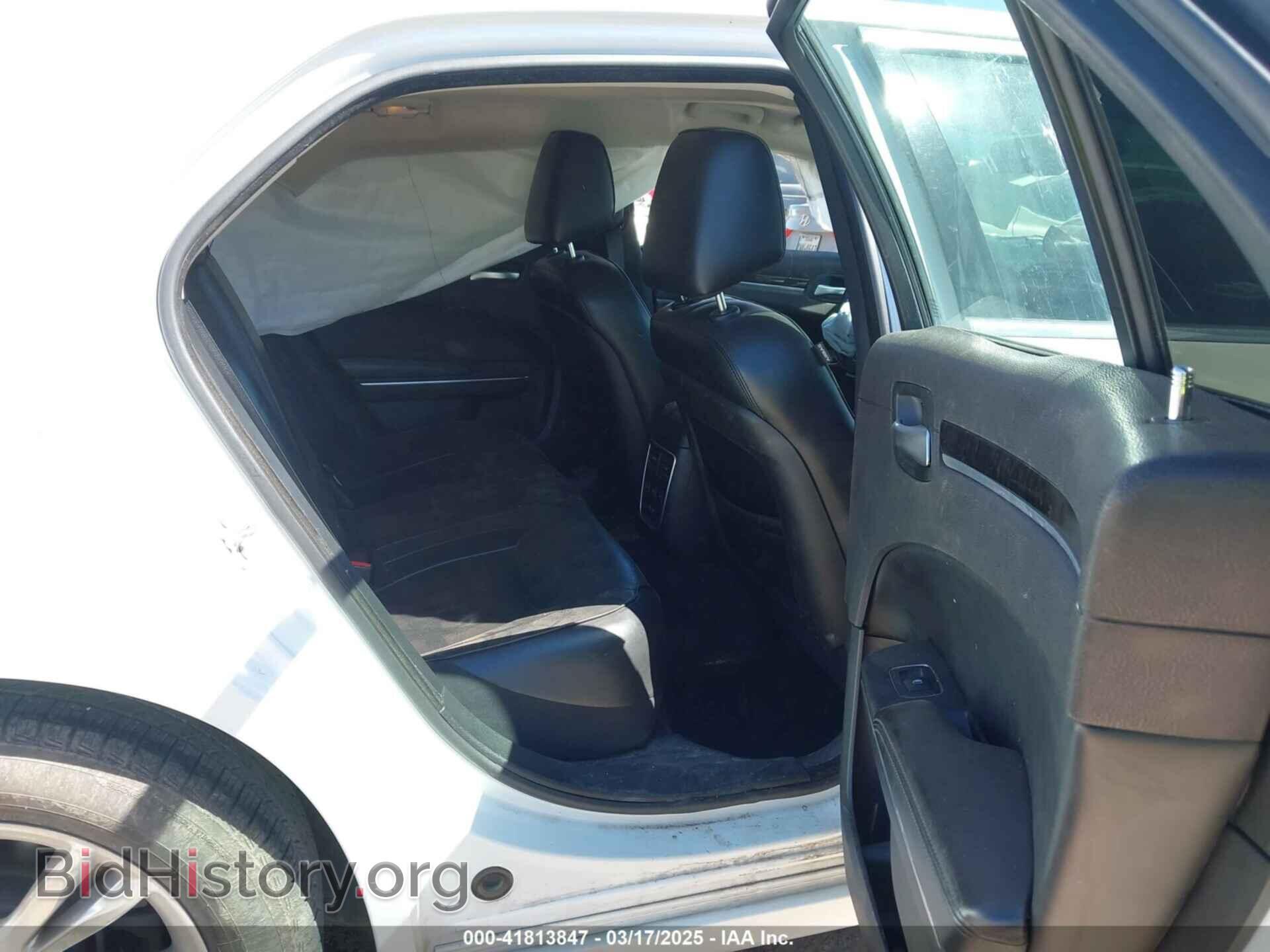 2017 CHRYSLER 300C - VIN: 2C3CCAEG5HH570670 - Фото 8