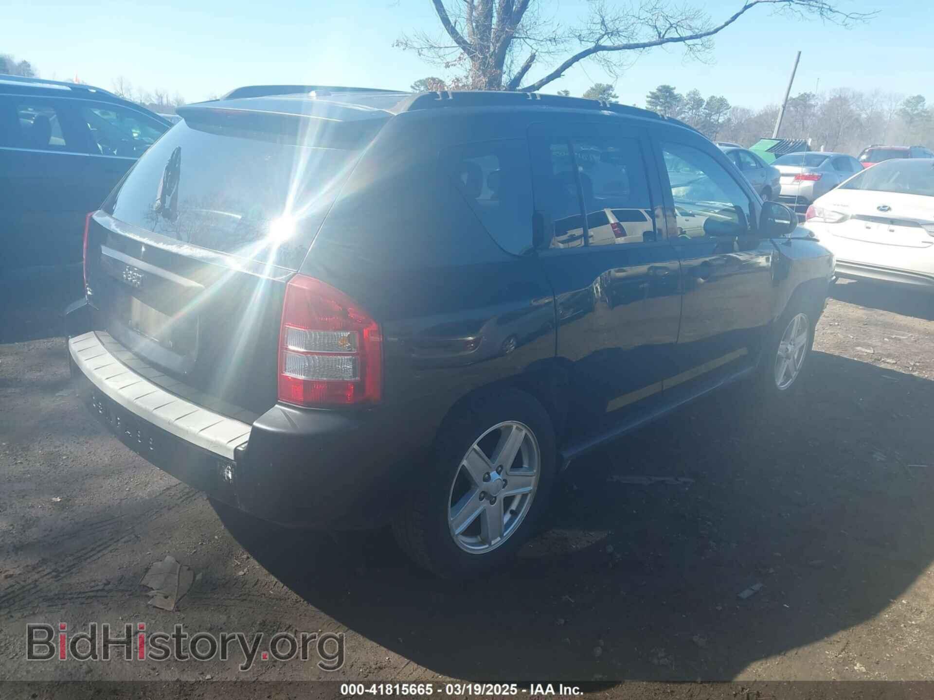 2007 JEEP COMPASS - VIN: 1J8FF47WX7D180657 - Фото 4