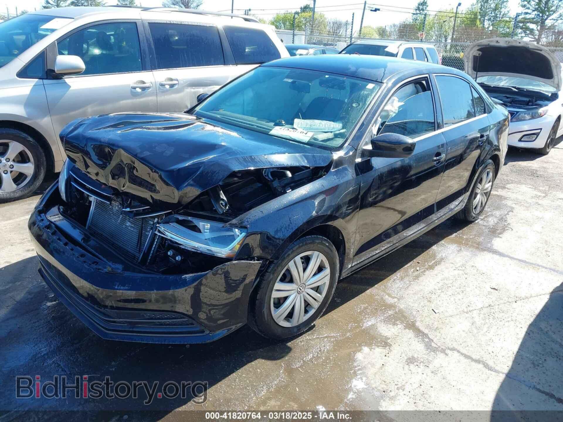 2017 VOLKSWAGEN JETTA - VIN: 3VW2B7AJ3HM366589 - Фото 2