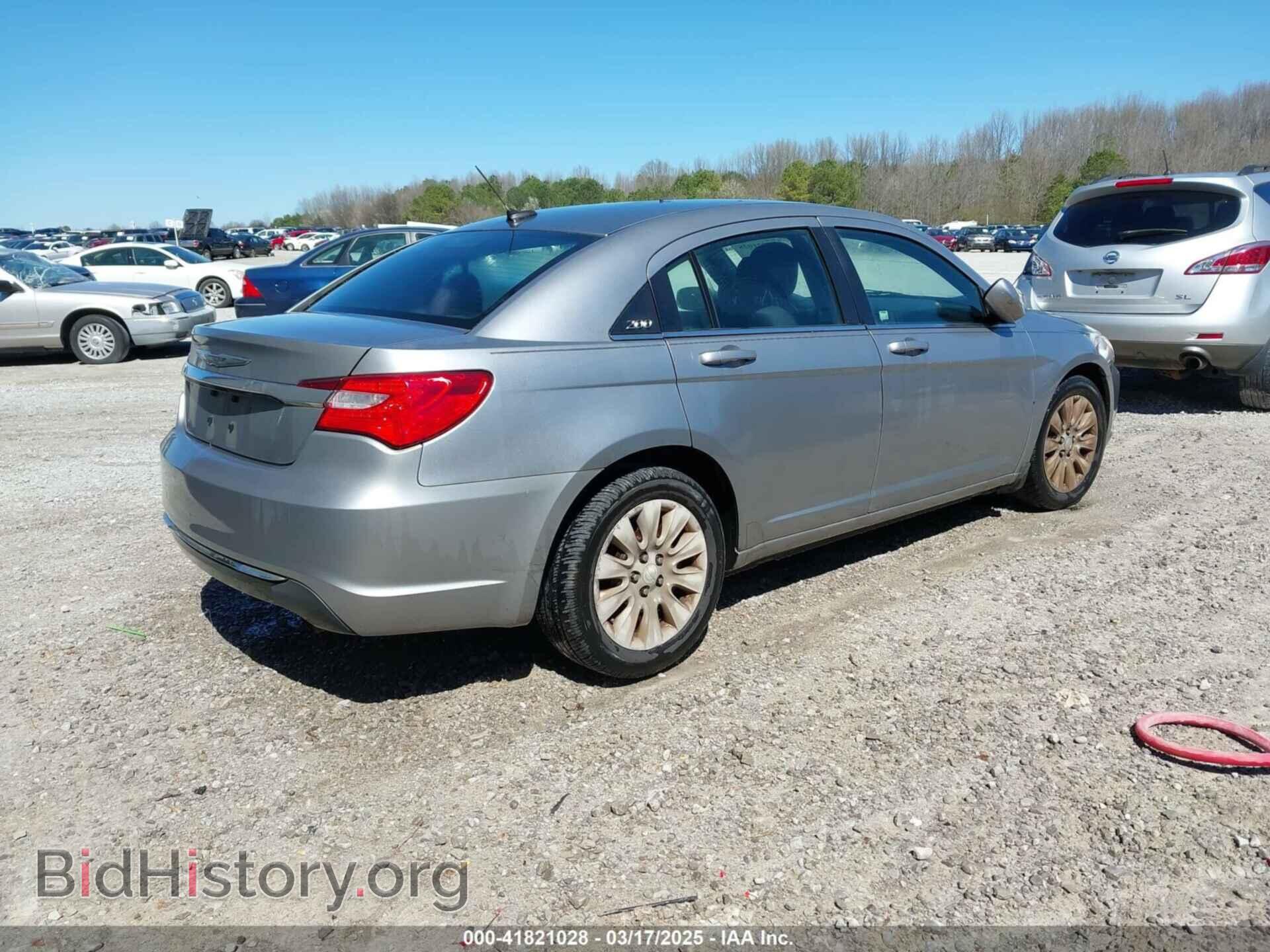 2013 CHRYSLER 200 - VIN: 1C3CCBAB2DN560552 - Фото 4