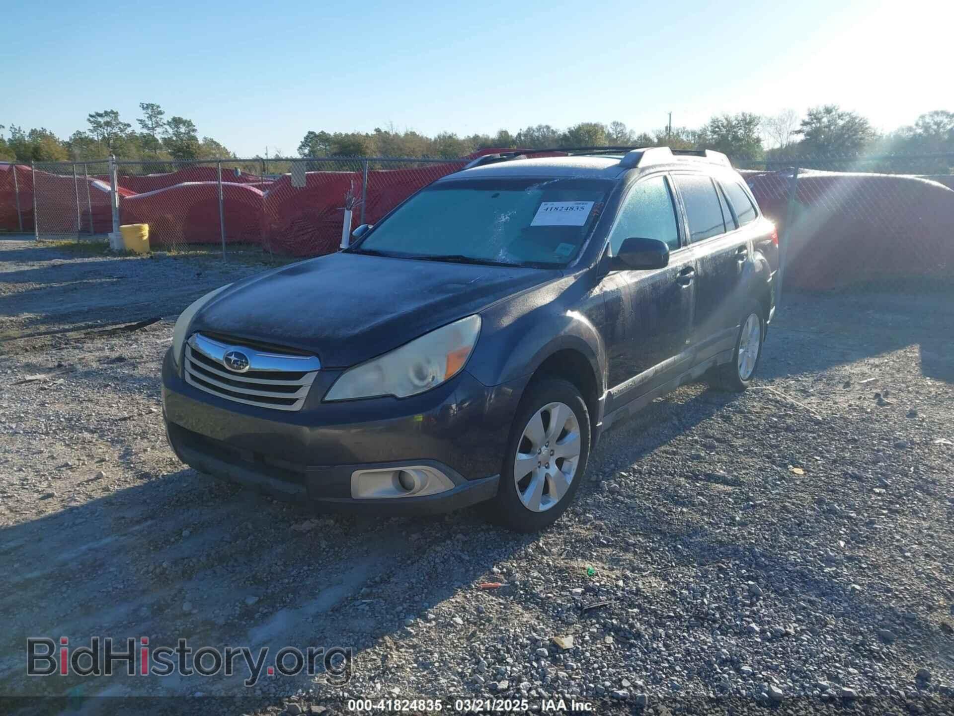2011 SUBARU OUTBACK - VIN: 4S4BRCCC2B3403240 - Фото 2