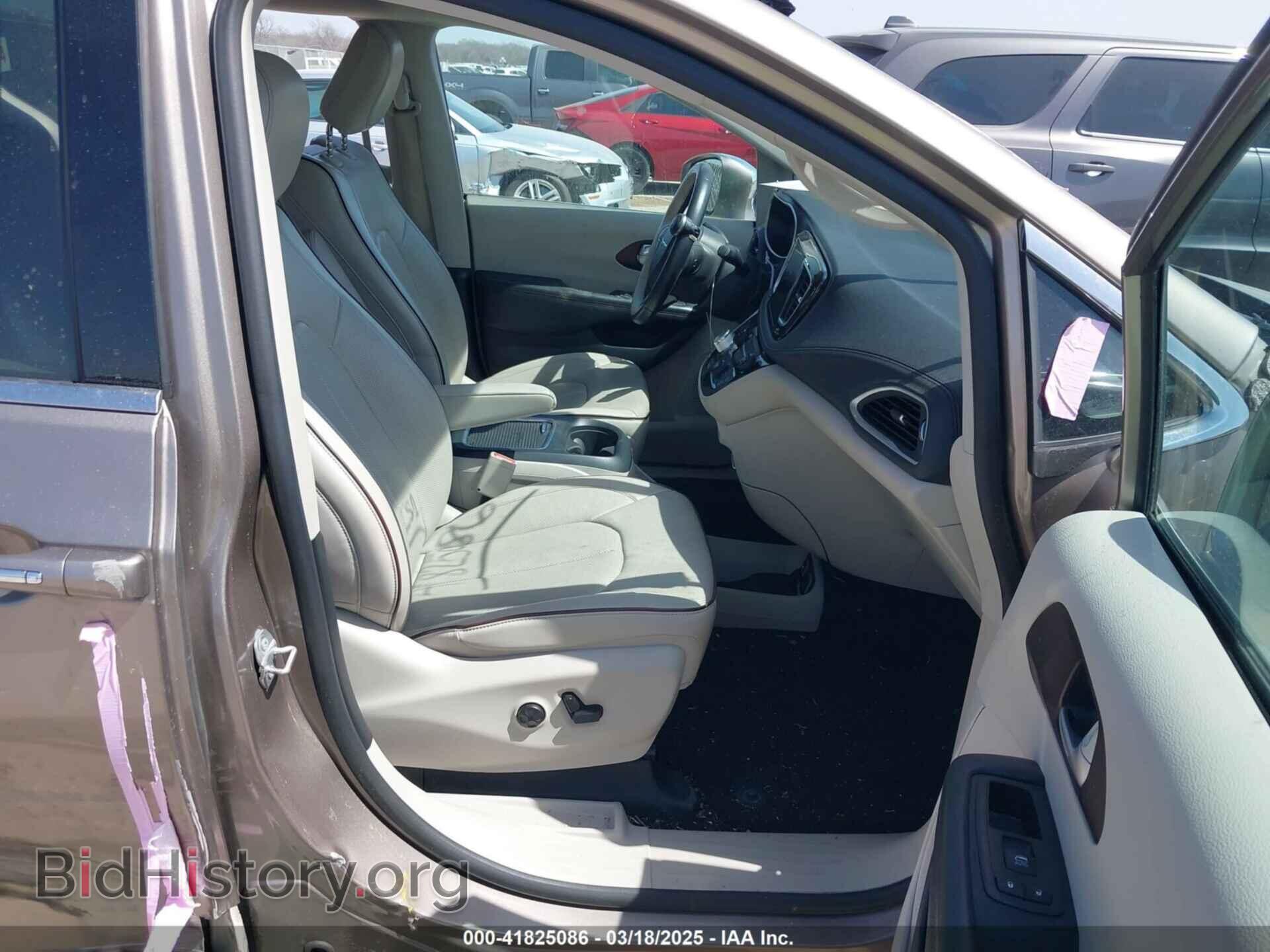 2017 CHRYSLER PACIFICA - VIN: 2C4RC1GG1HR616248 - Фото 5