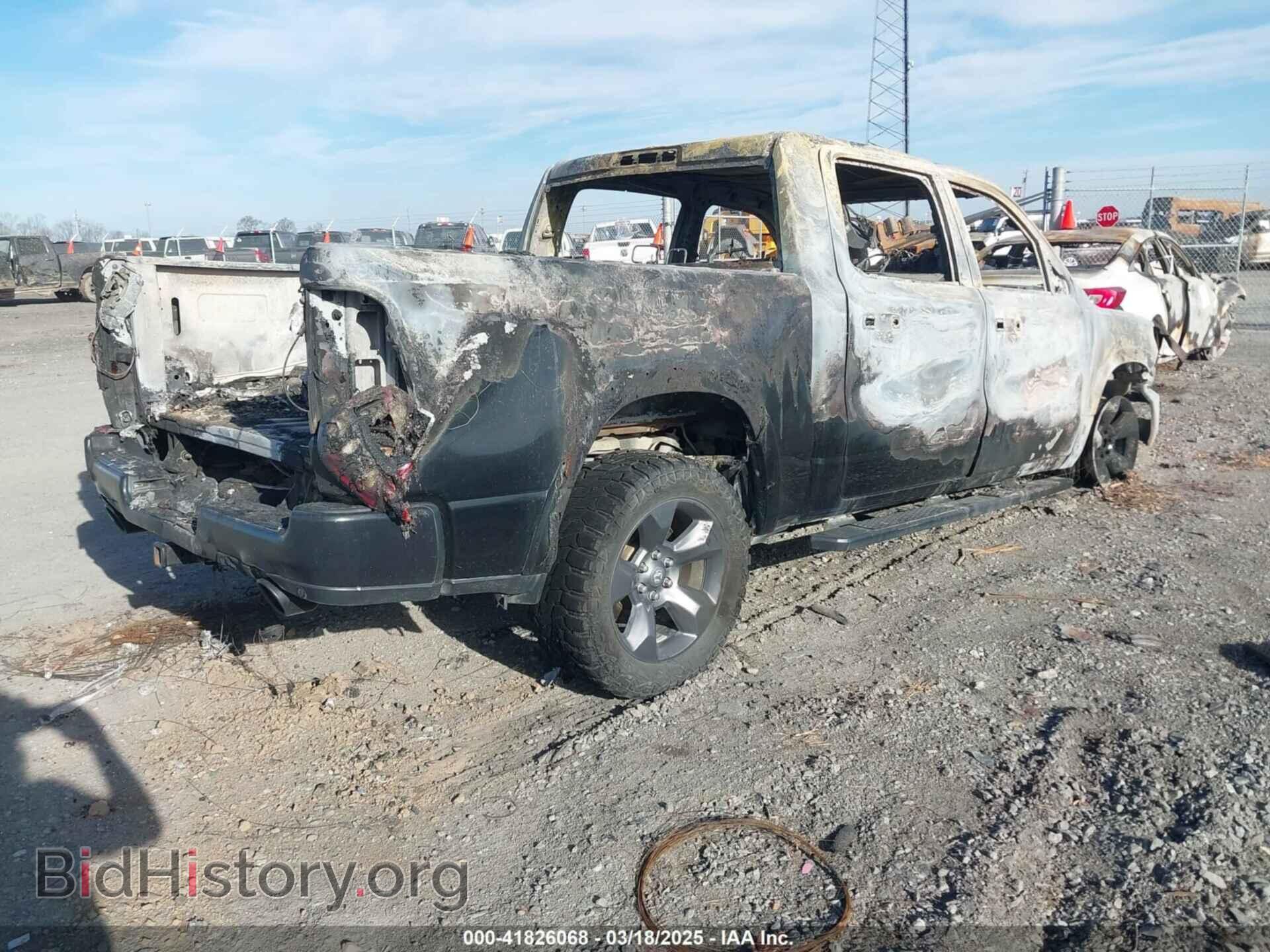 2020 RAM 1500 - VIN: 1C6SRFFT8LN307739 - Фото 4