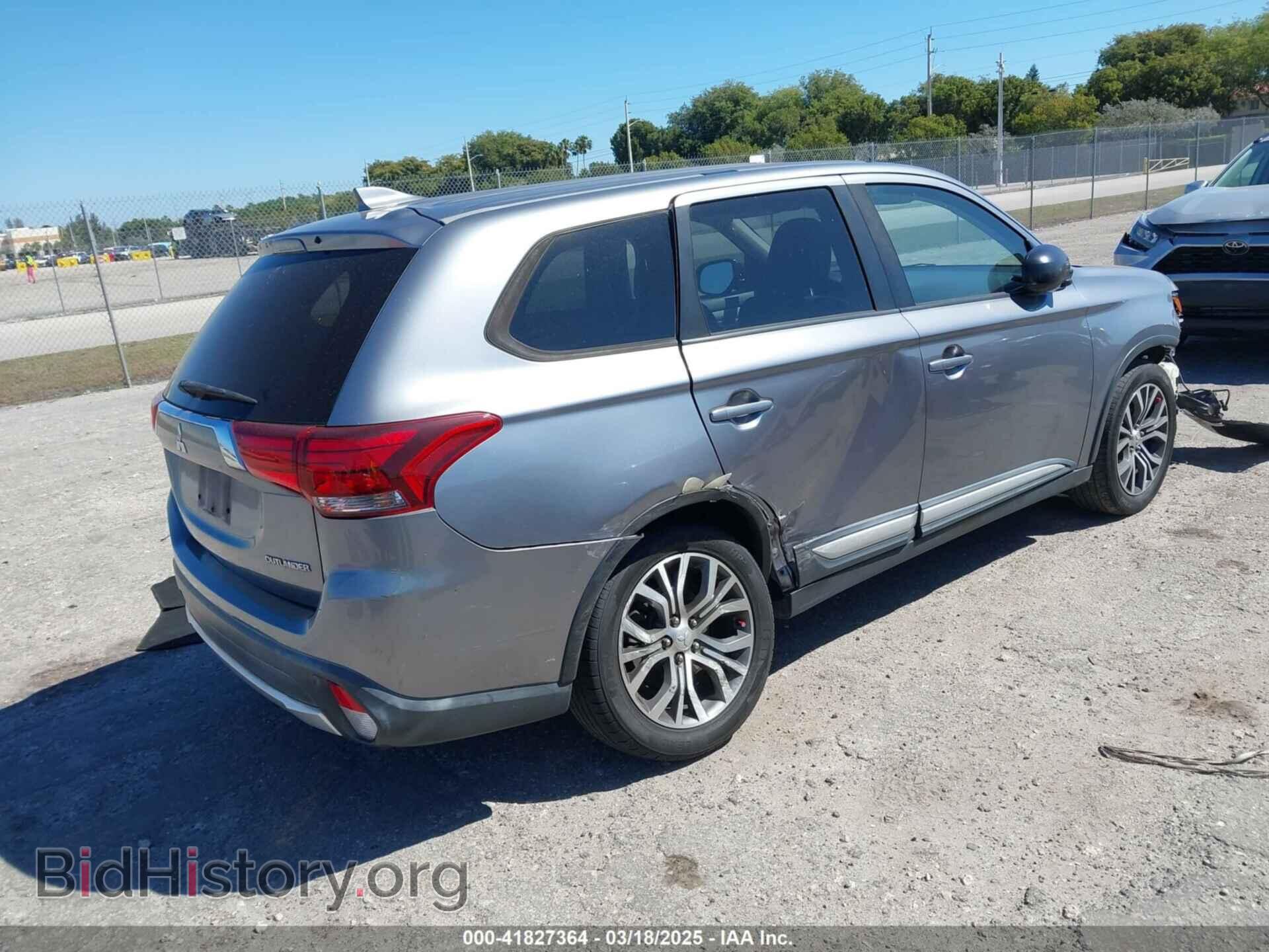 2017 MITSUBISHI OUTLANDER - VIN: JA4AD2A35HZ067708 - Фото 4