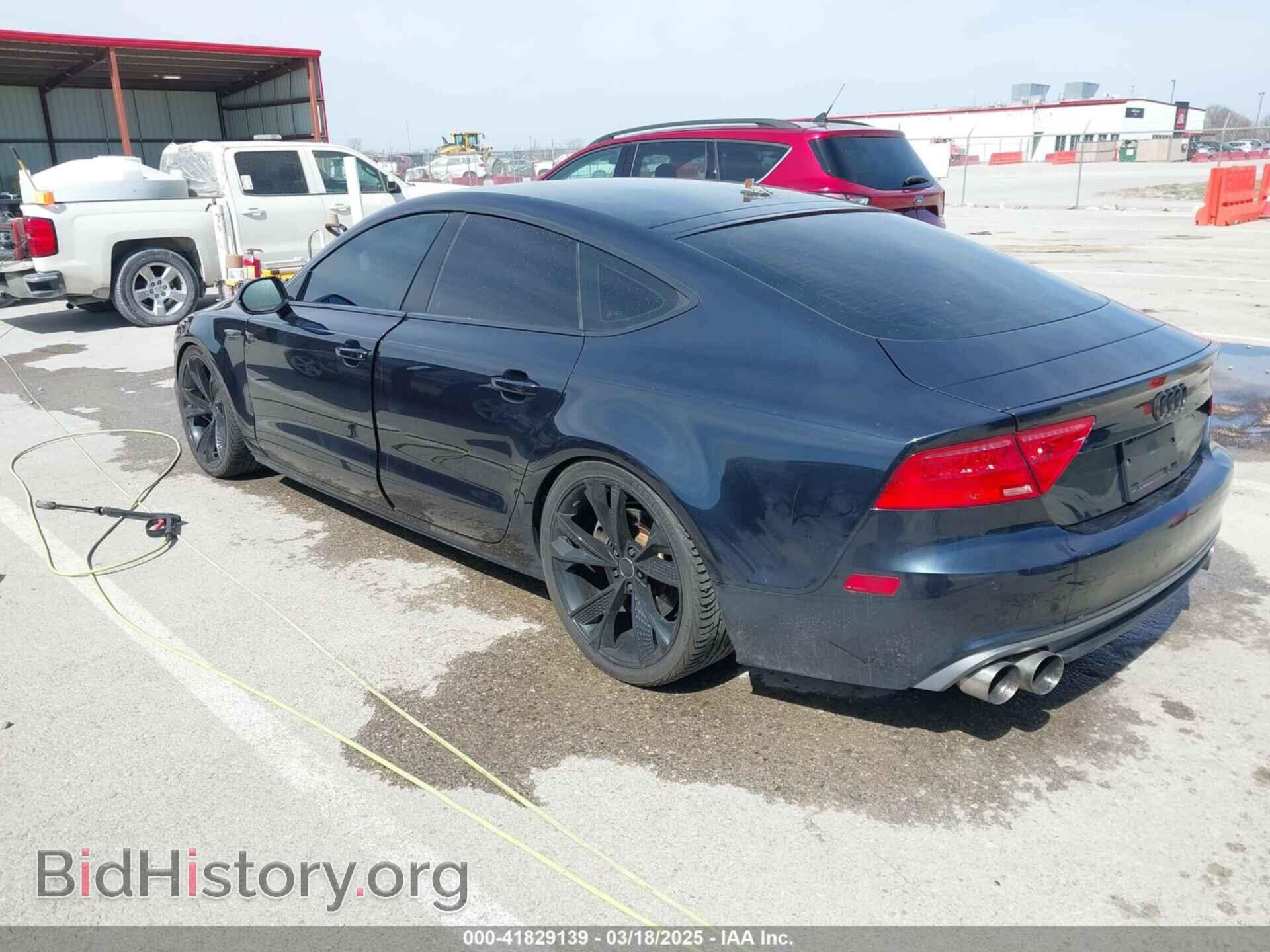 2012 AUDI A7 - VIN: WAUYGAFC4CN086794 - Фото 3