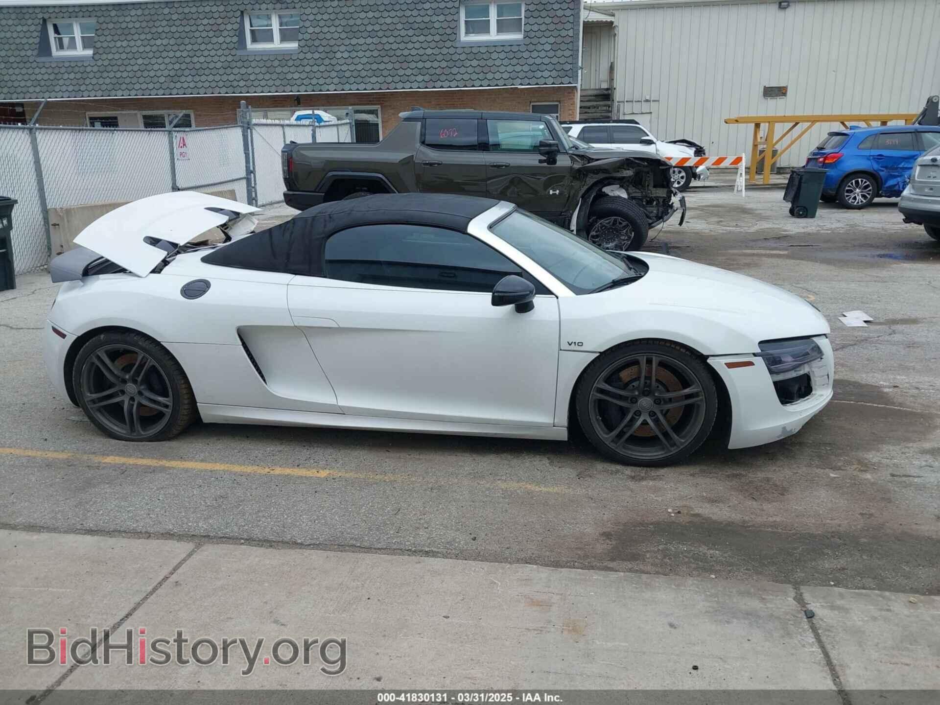 2011 AUDI R8 - VIN: WUAVNAFG2BN001984 - Фото 13