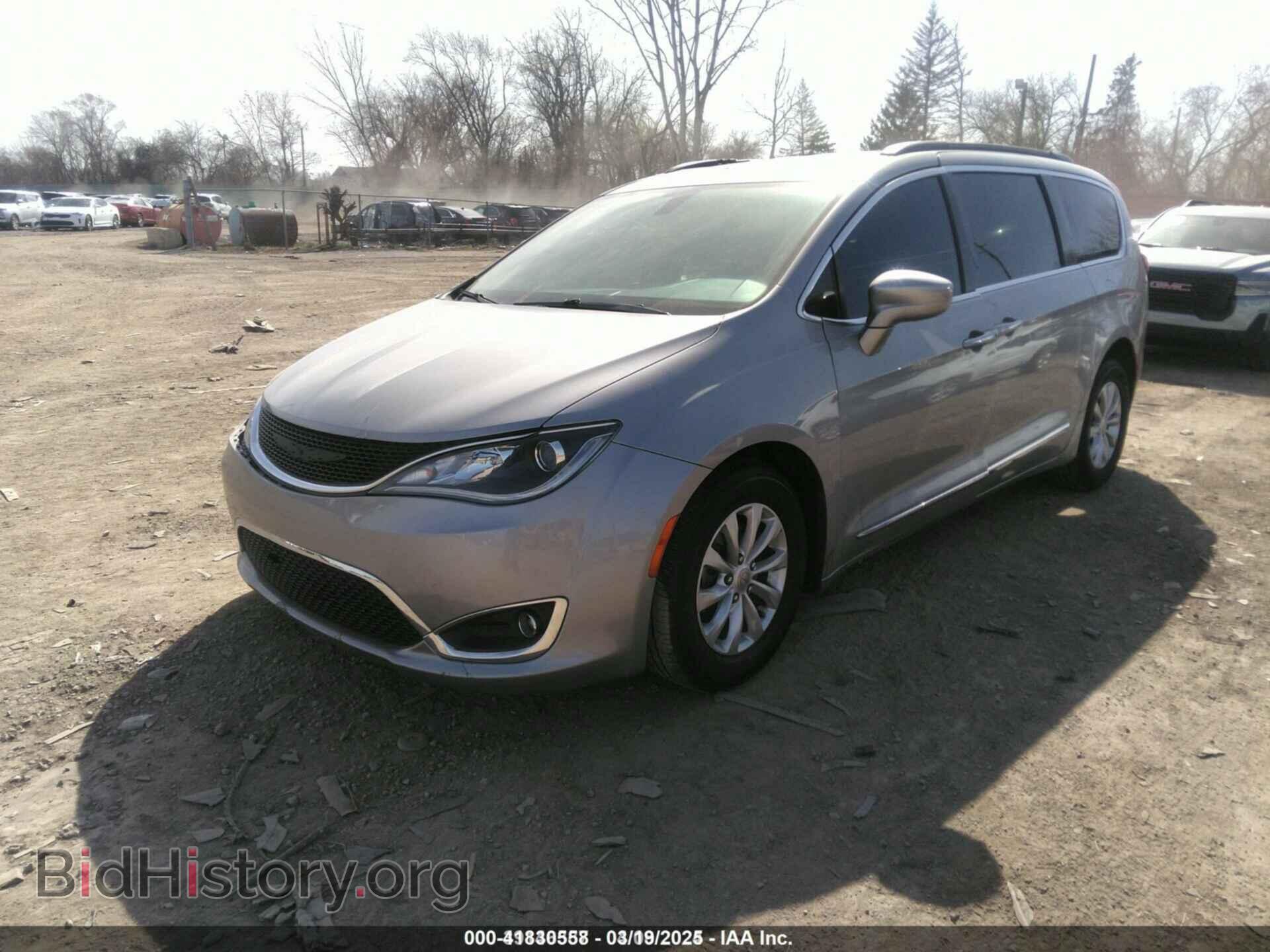 2017 CHRYSLER PACIFICA - VIN: 2C4RC1BG5HR576005 - Photo 2
