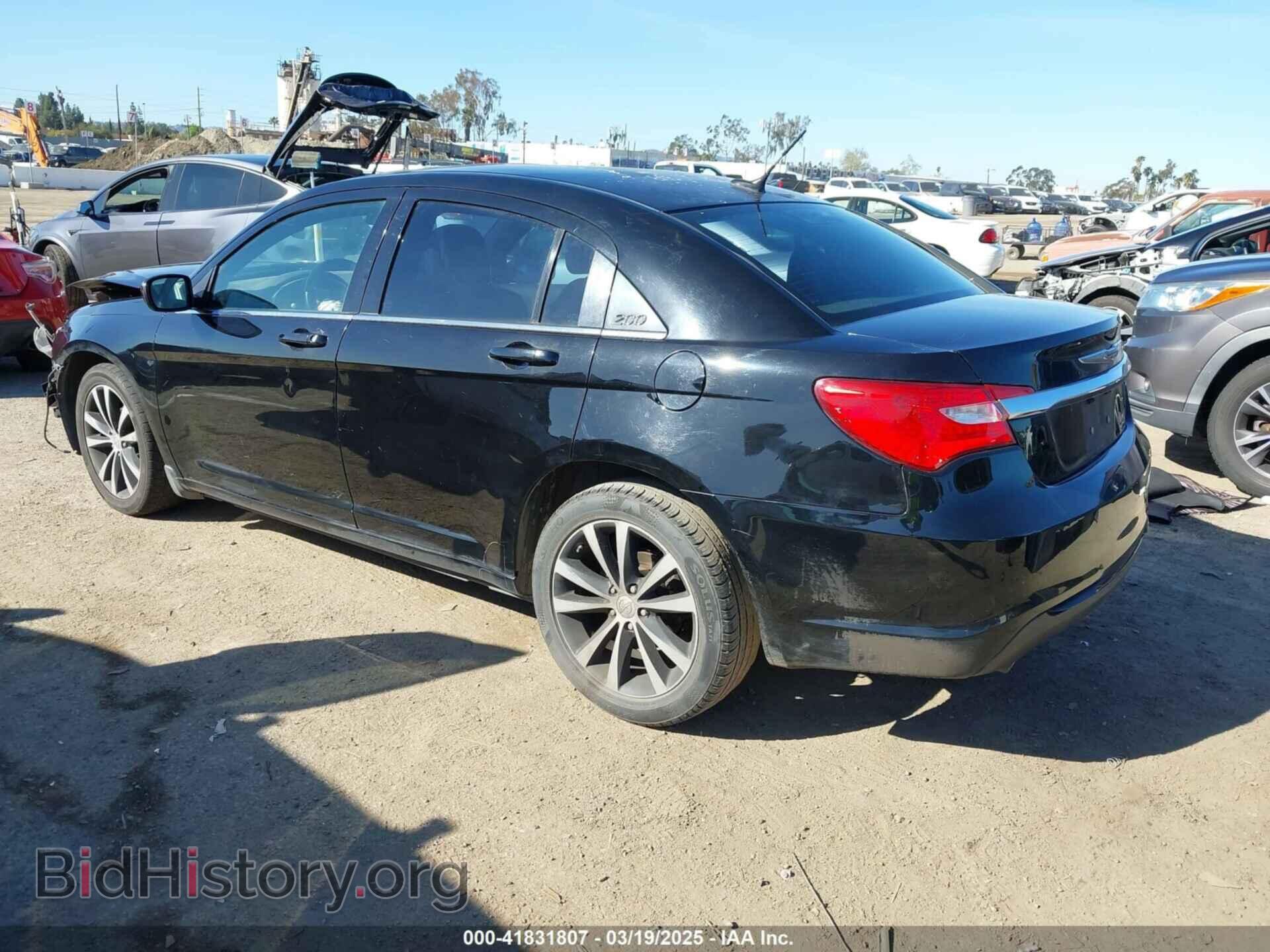 2013 CHRYSLER 200 - VIN: 1C3CCBCG2DN501817 - Фото 3