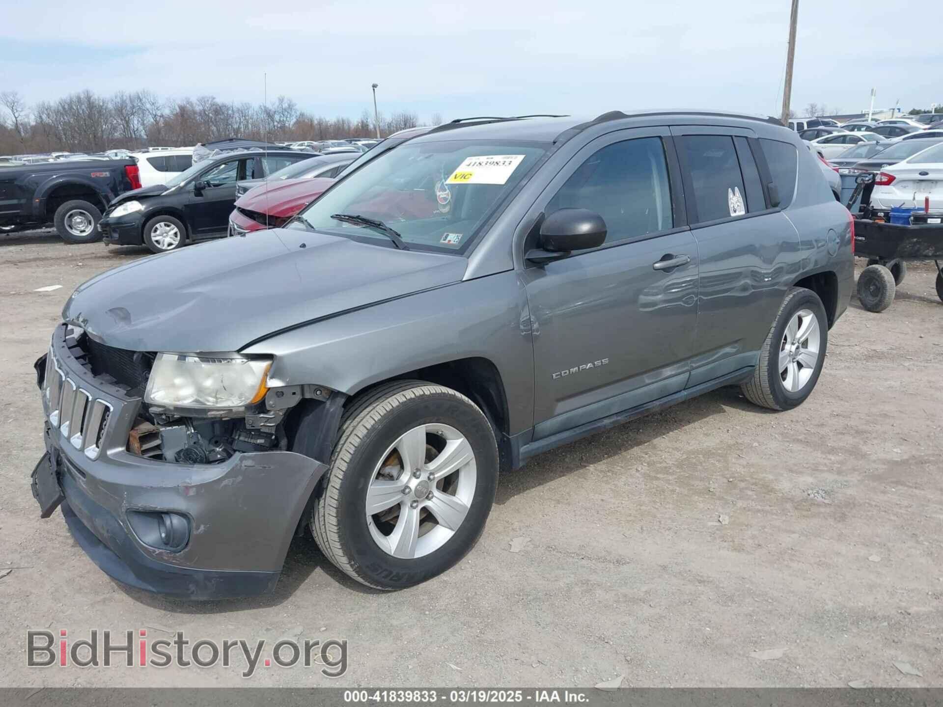 2011 JEEP COMPASS - VIN: 1J4NF1FB5BD277199 - Фото 2