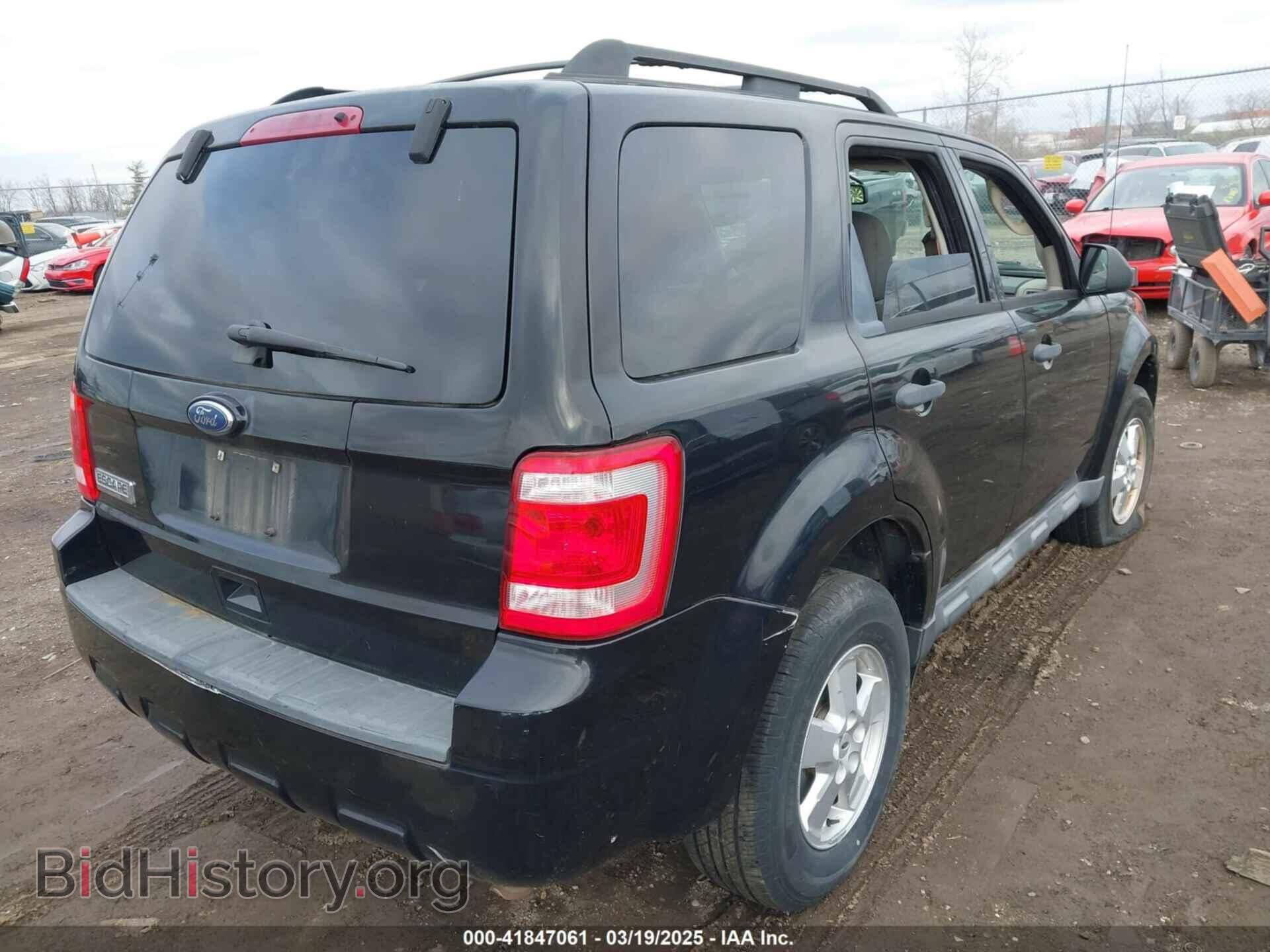 2010 FORD ESCAPE - VIN: 1FMCU0D75AKB30611 - Фото 4