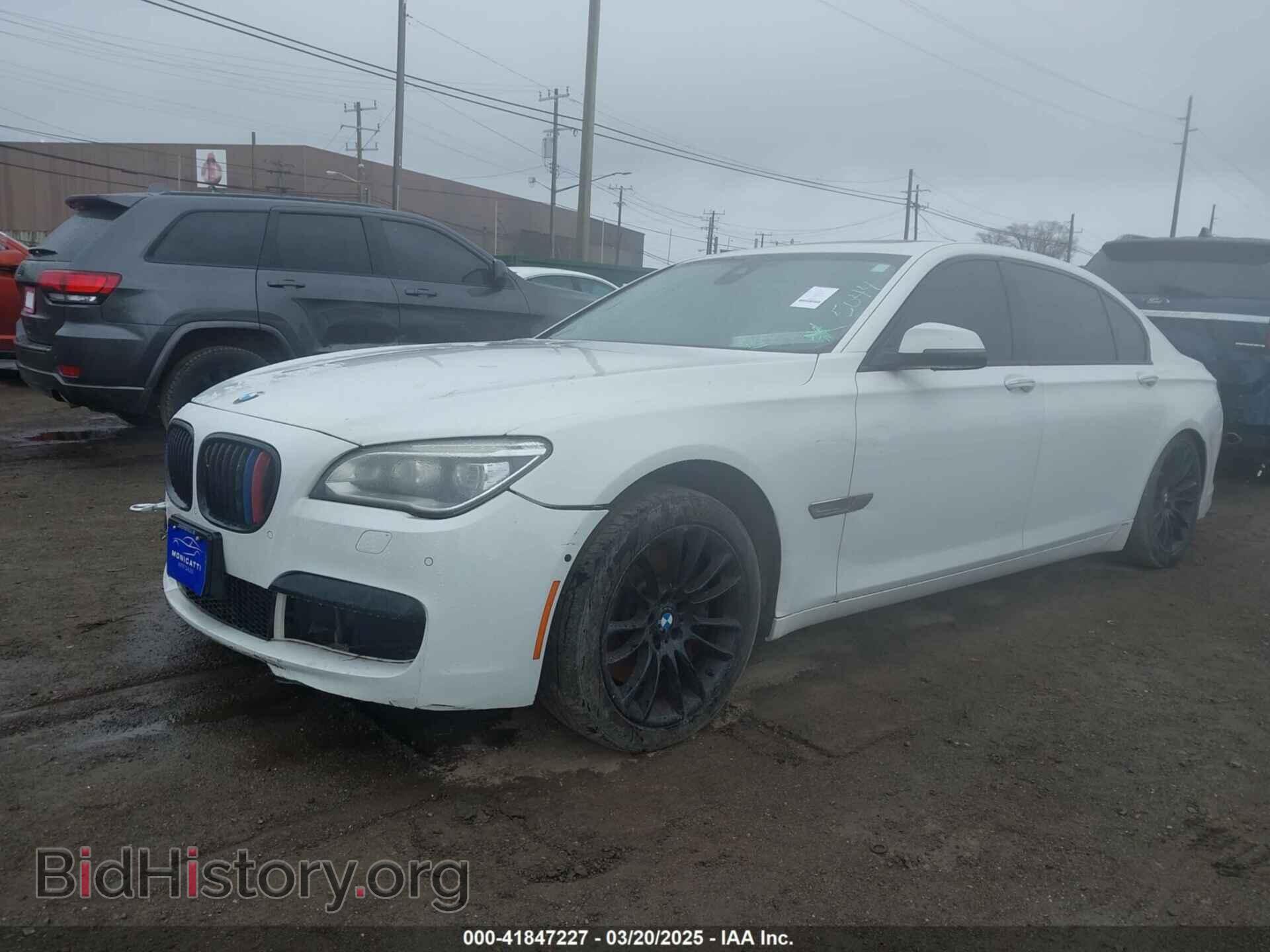 2015 BMW 750LI - VIN: WBAYF8C58FD655044 - Фото 2