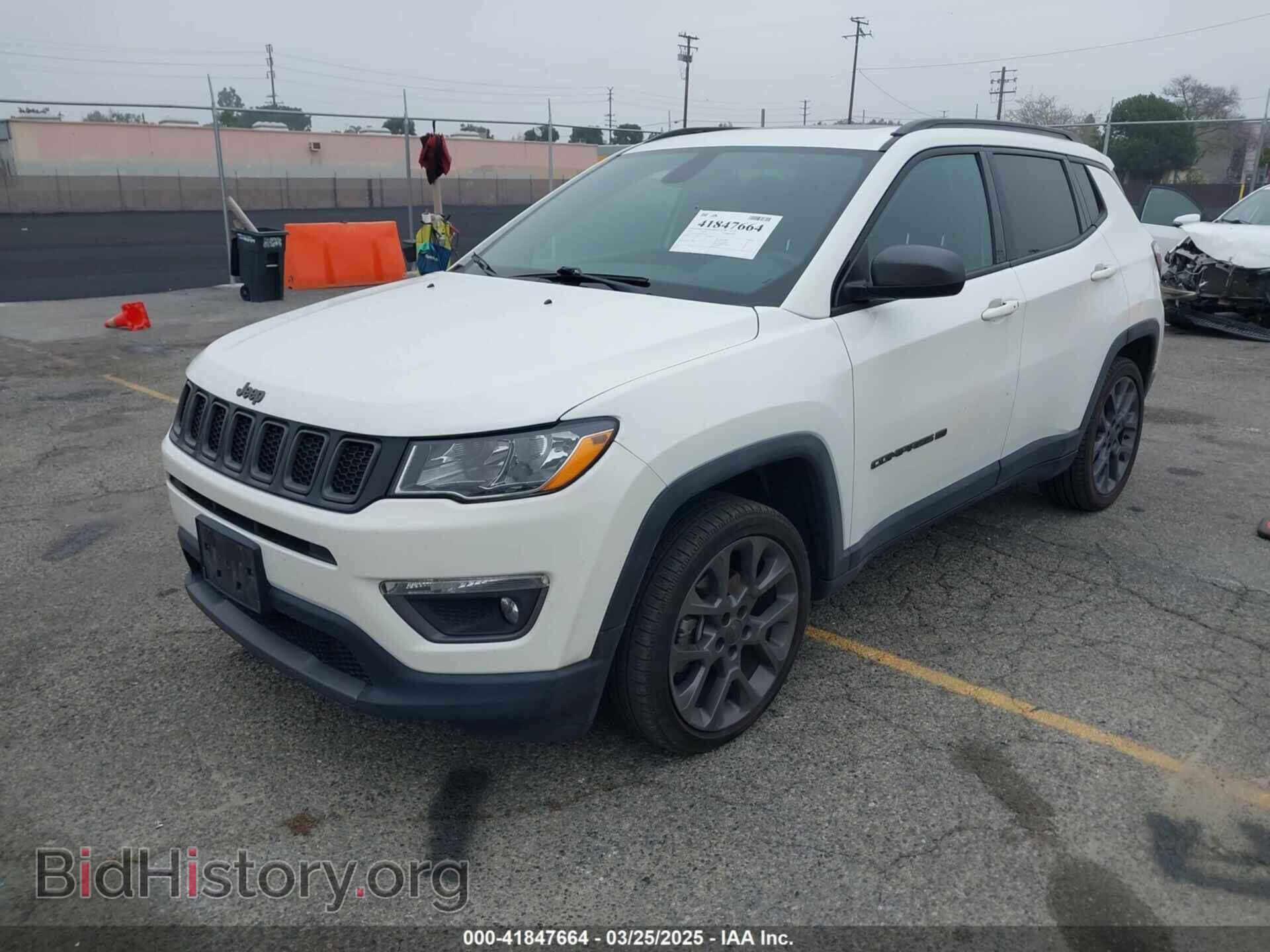 2021 JEEP COMPASS - VIN: 3C4NJCEB4MT577055 - Фото 2
