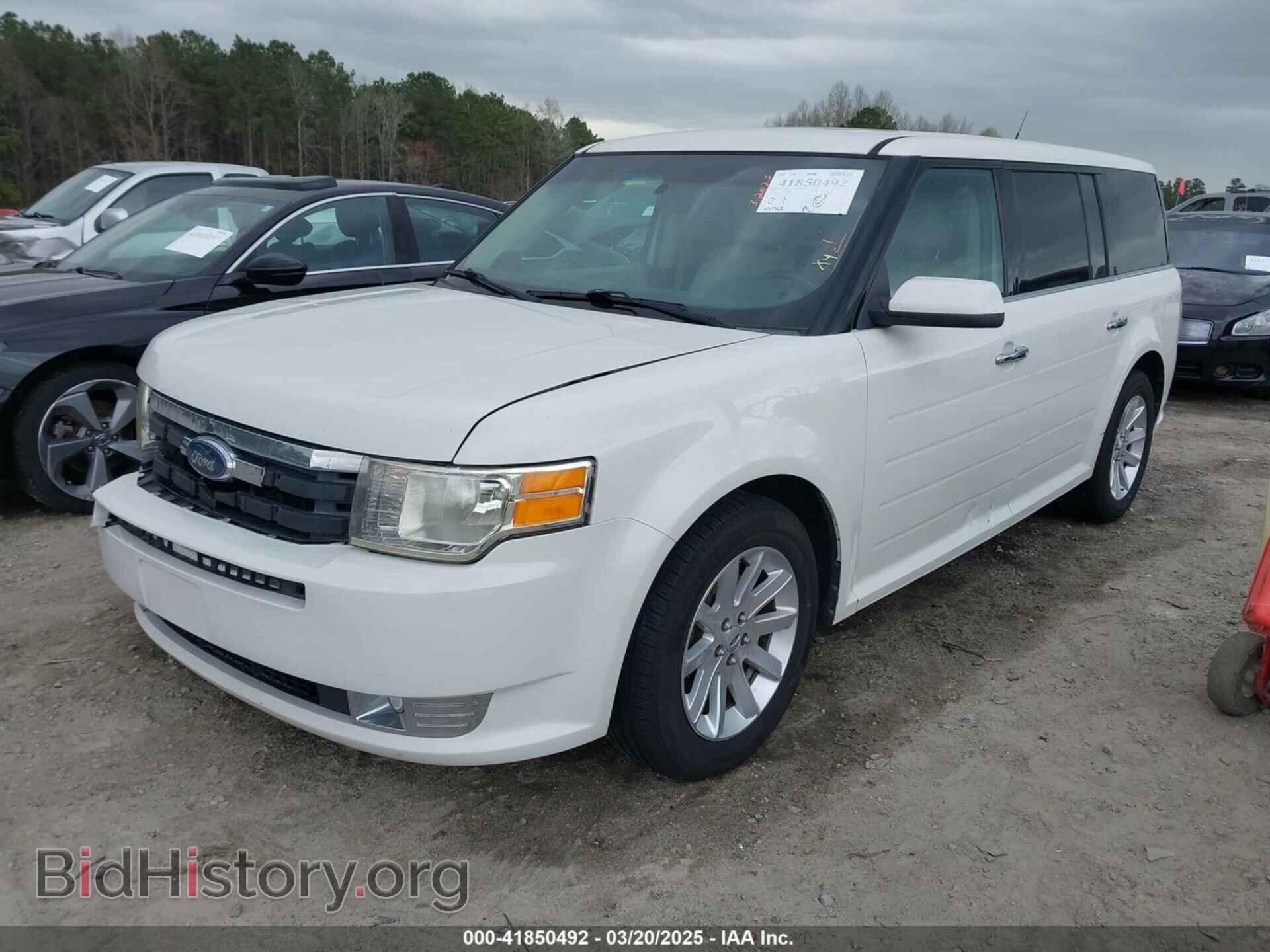 2010 FORD FLEX - VIN: 2FMGK5CC9ABA99232 - Фото 2