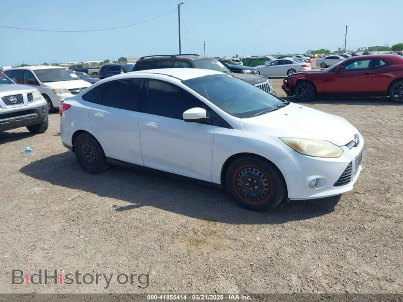 2012 Ford FOCUS SE (VIN 1FAHP3F21CL201858) — фото 1 из 11, IAAI, повреждение: передняя часть