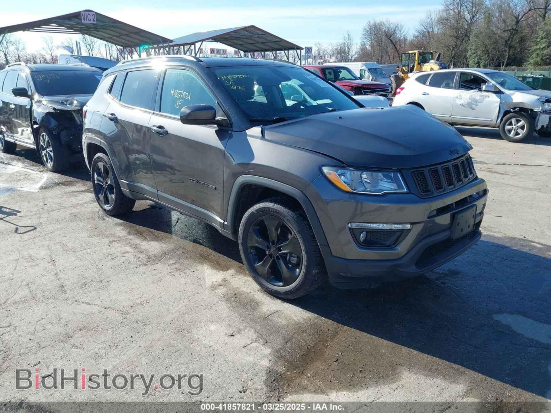 Photo 3C4NJDBB5LT101115 - JEEP COMPASS 2020