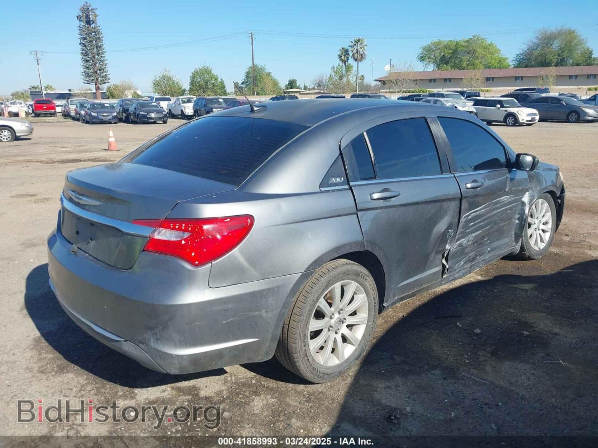 2013 CHRYSLER 200 - VIN: 1C3CCBBB0DN505368 - Фото 4