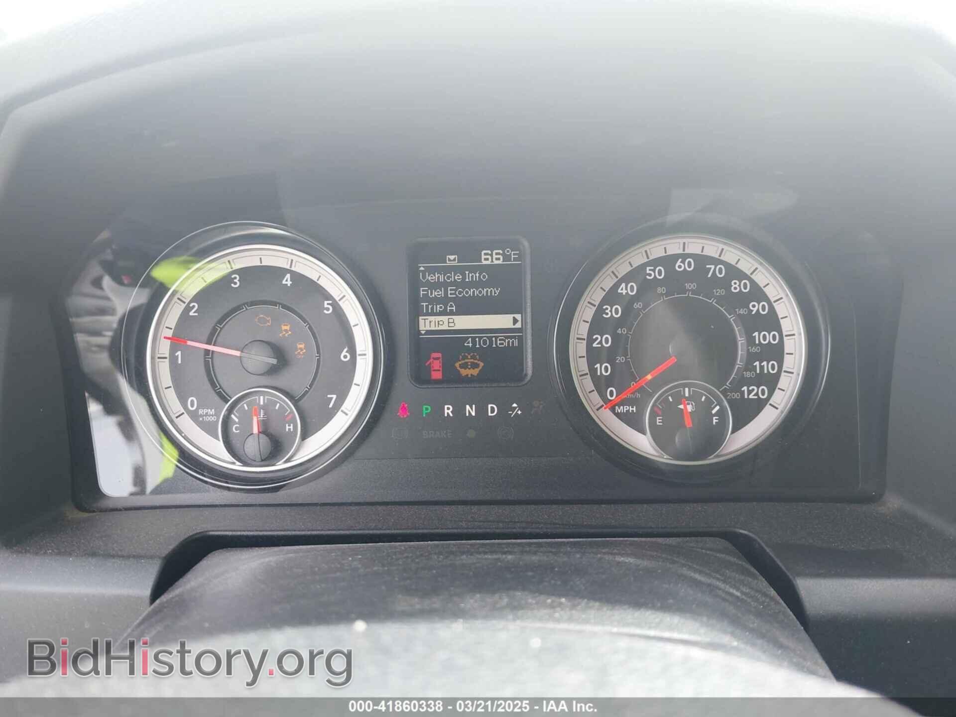 2018 RAM 1500 - VIN: 1C6RR6FG9JS261922 - Фото 7