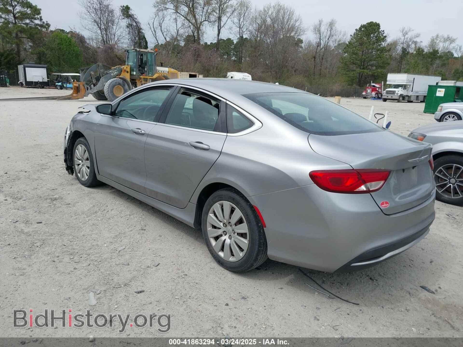 2017 CHRYSLER 200 - VIN: 1C3CCCFB4HN512457 - Фото 3