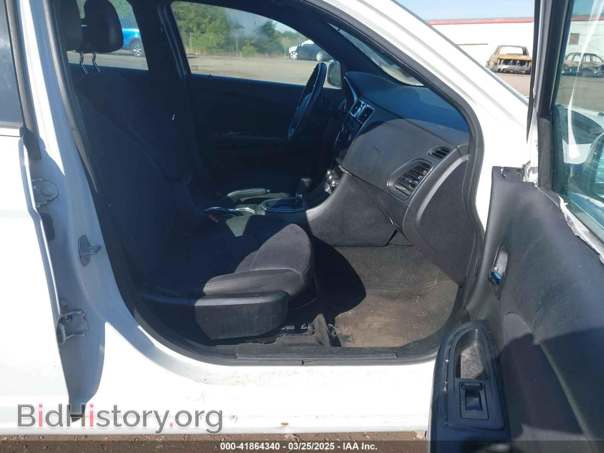 2014 CHRYSLER 200 - VIN: 1C3CCBBB2EN185455 - Фото 5