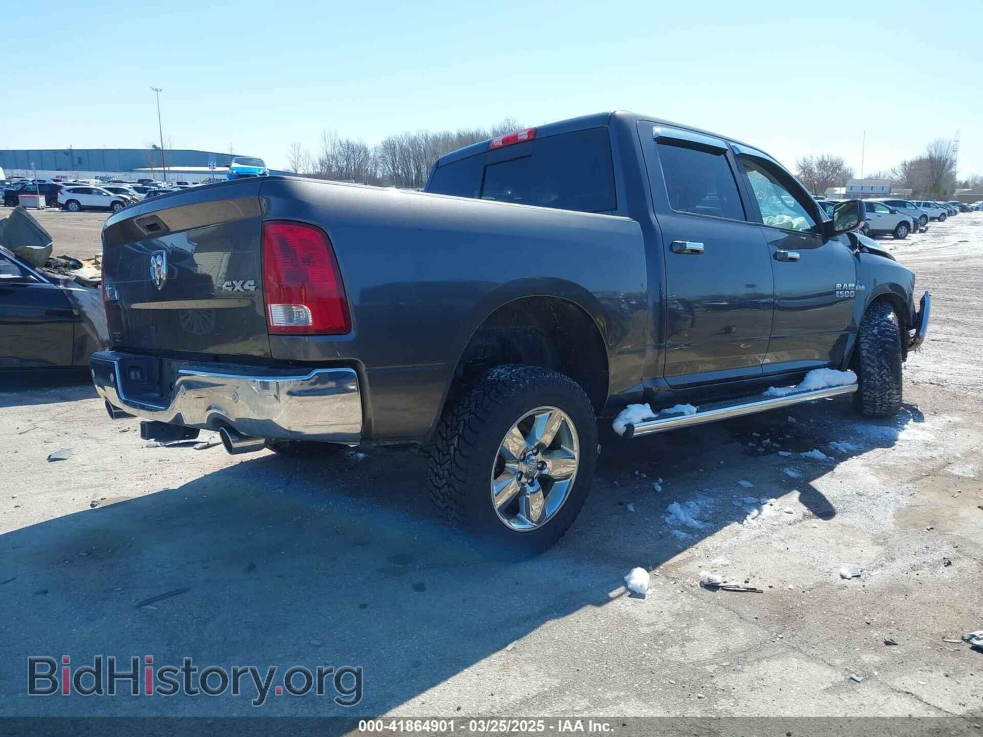 2017 RAM 1500 - VIN: 3C6RR7LT5HG778028 - Фото 4