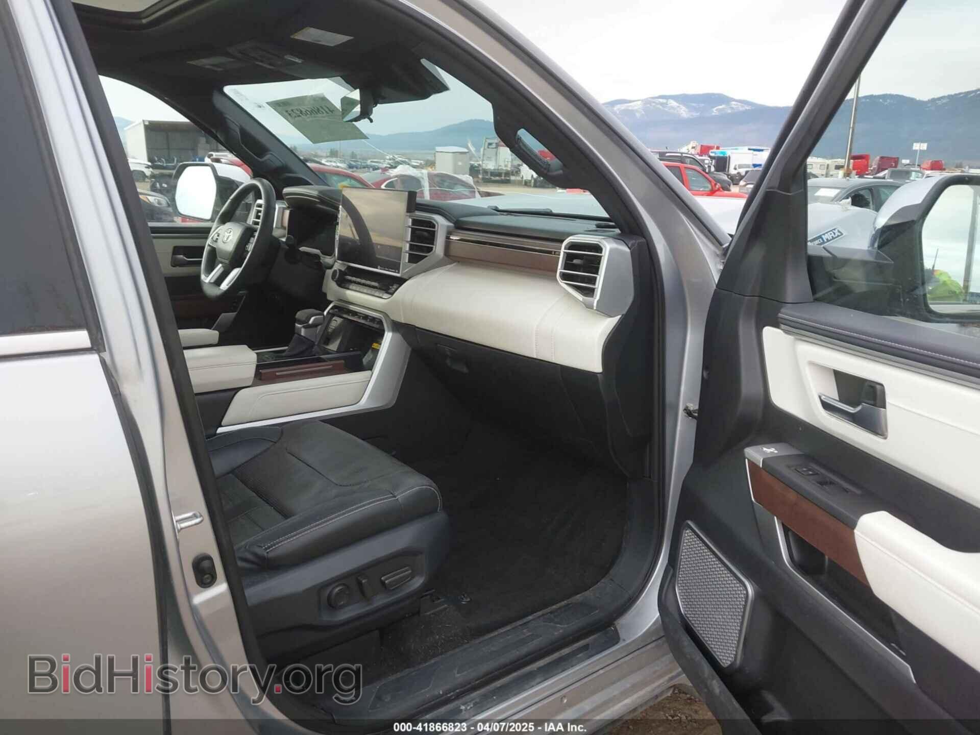 2023 TOYOTA SEQUOIA - VIN: 7SVAAABA2PX006872 - Фото 5