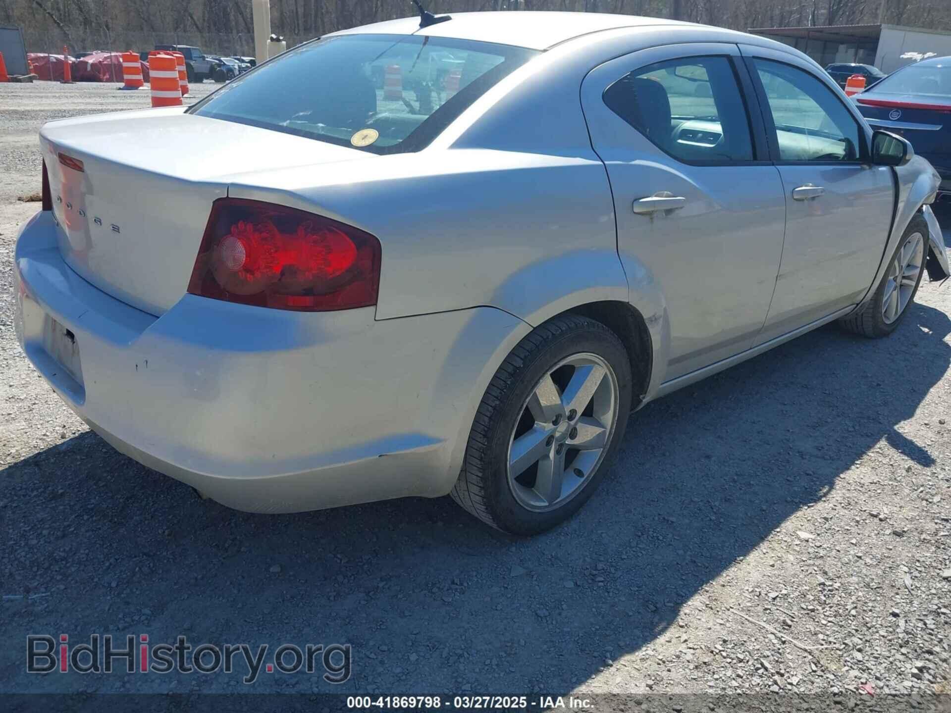 2011 DODGE AVENGER - VIN: 1B3BD2FB5BN587238 - Photo 4