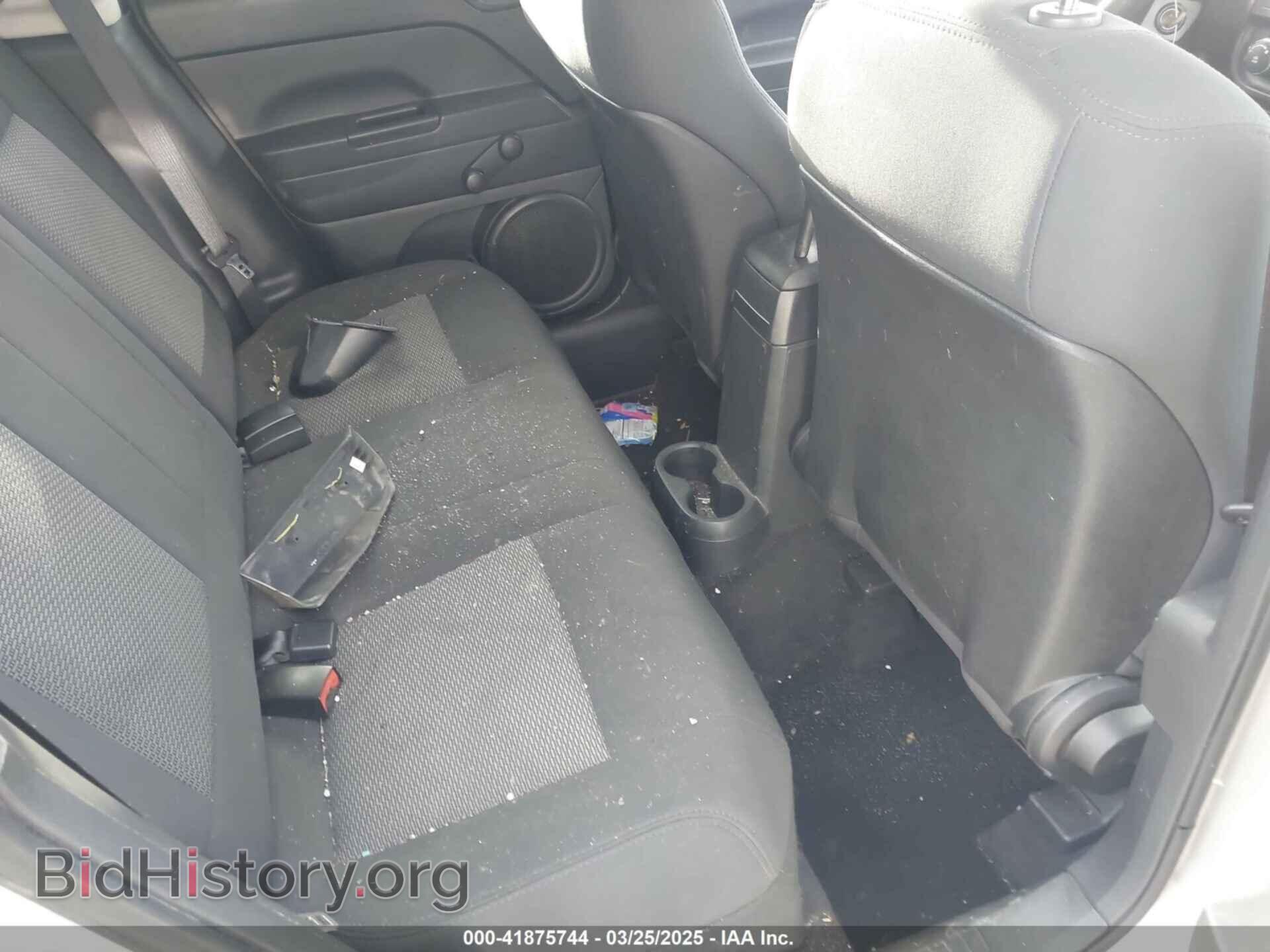 2010 JEEP COMPASS - VIN: 1J4NT1FB8AD625424 - Фото 8