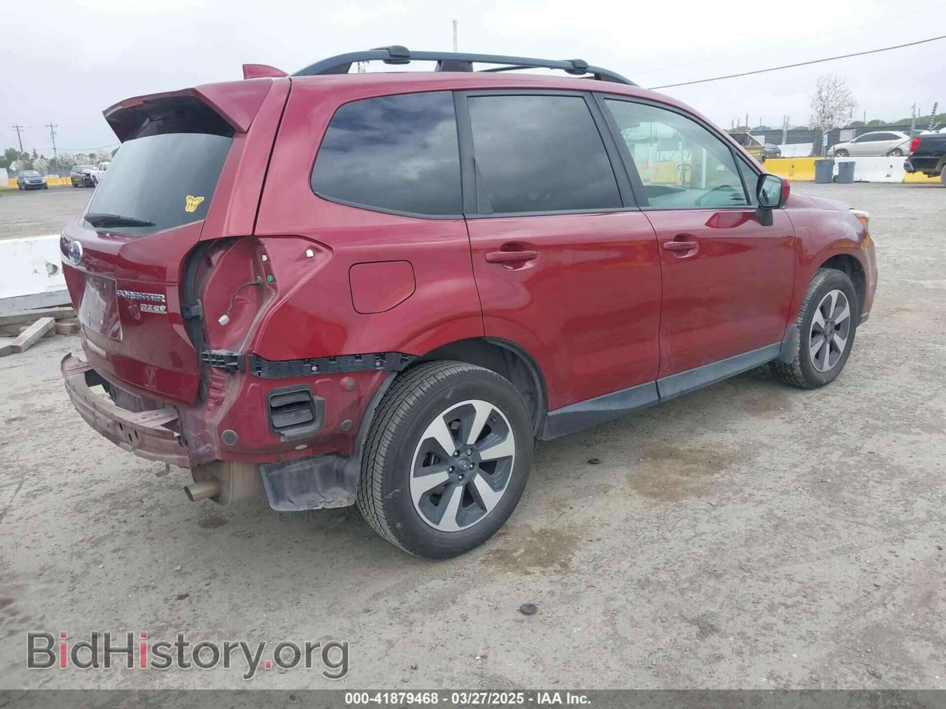 2017 SUBARU FORESTER - VIN: JF2SJAEC1HH804868 - Фото 4