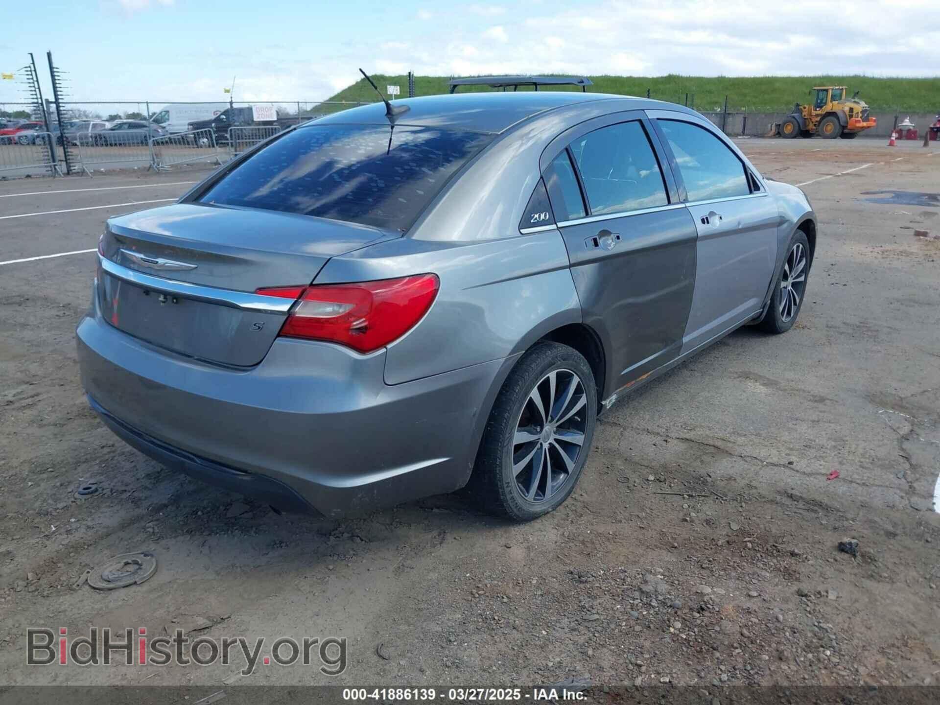 2013 CHRYSLER 200 - VIN: 1C3CCBBB5DN513529 - Фото 4