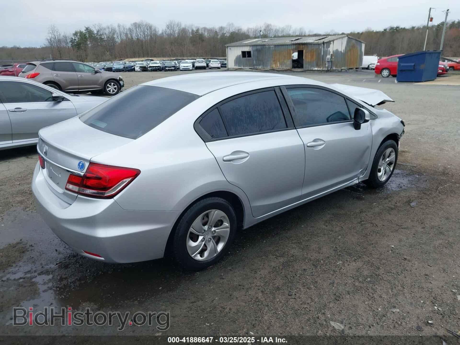 2013 HONDA CIVIC - VIN: 2HGFB2F53DH568751 - Фото 4
