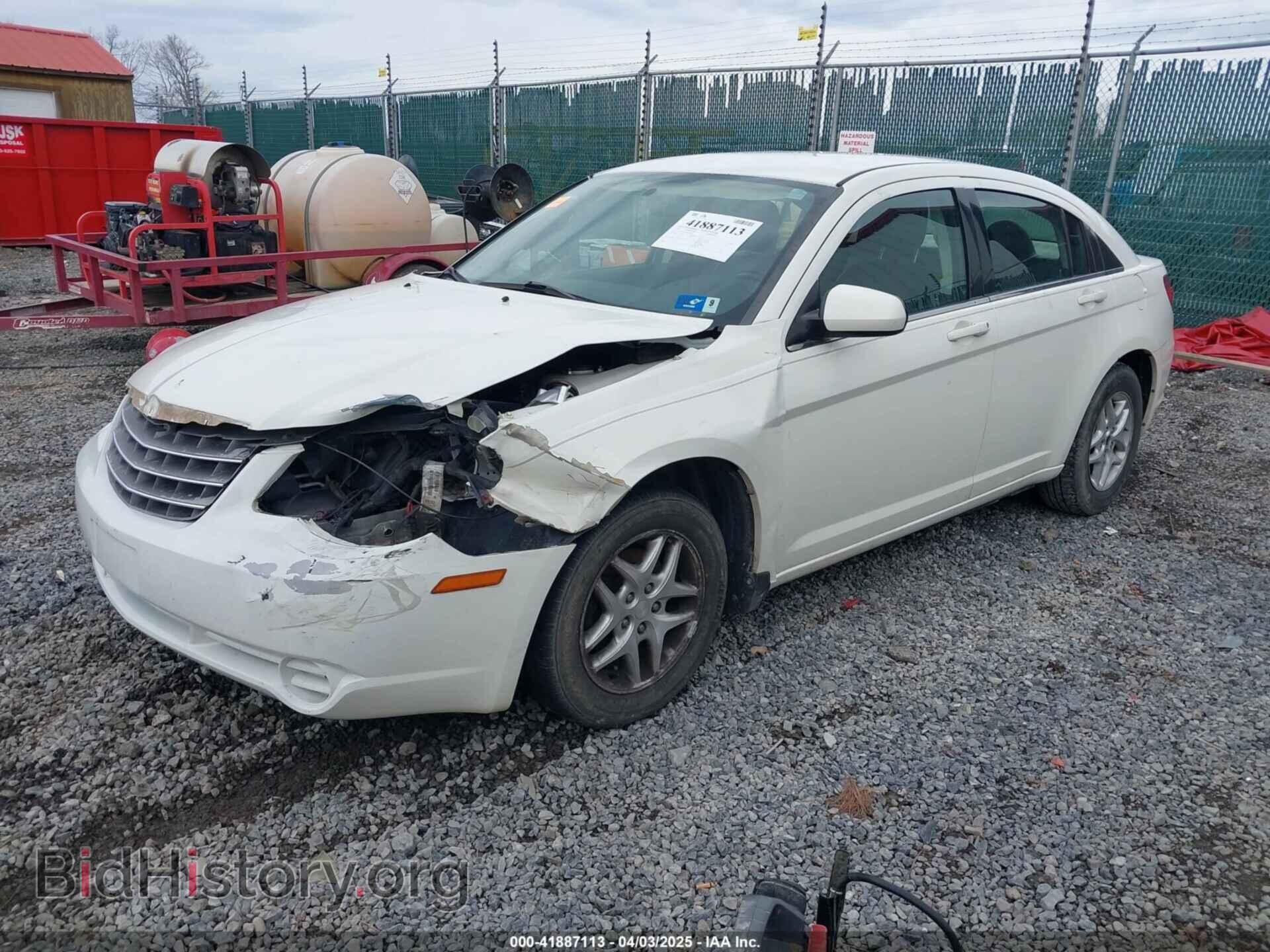2010 CHRYSLER SEBRING - VIN: 1C3CC5FB0AN234030 - Фото 2