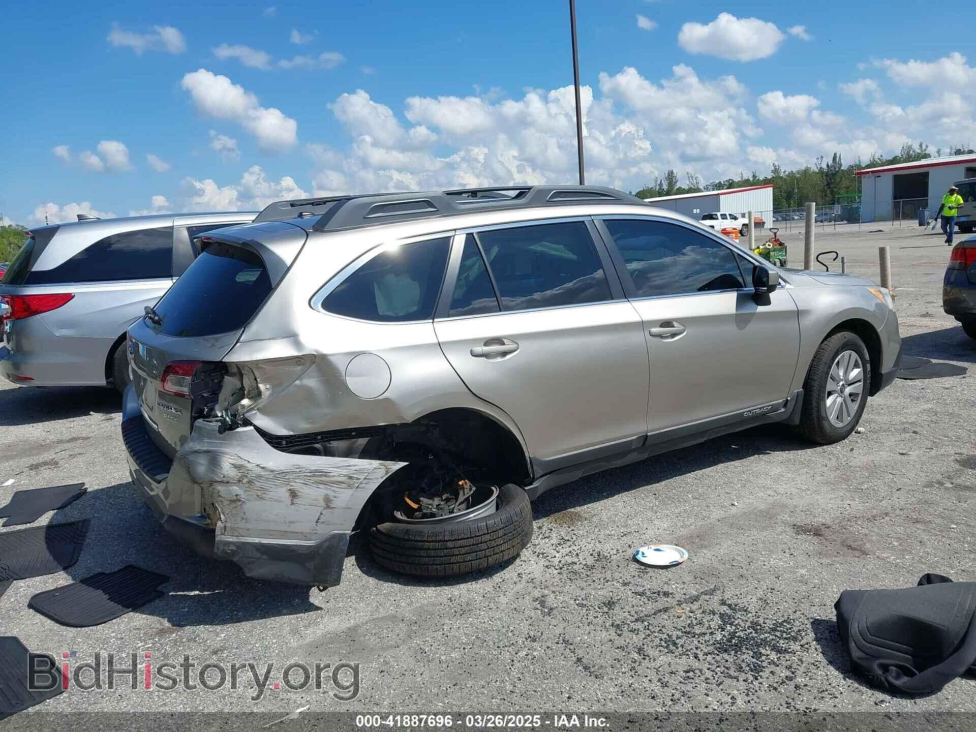 2015 SUBARU OUTBACK - VIN: 4S4BSADC2F3218702 - Фото 4