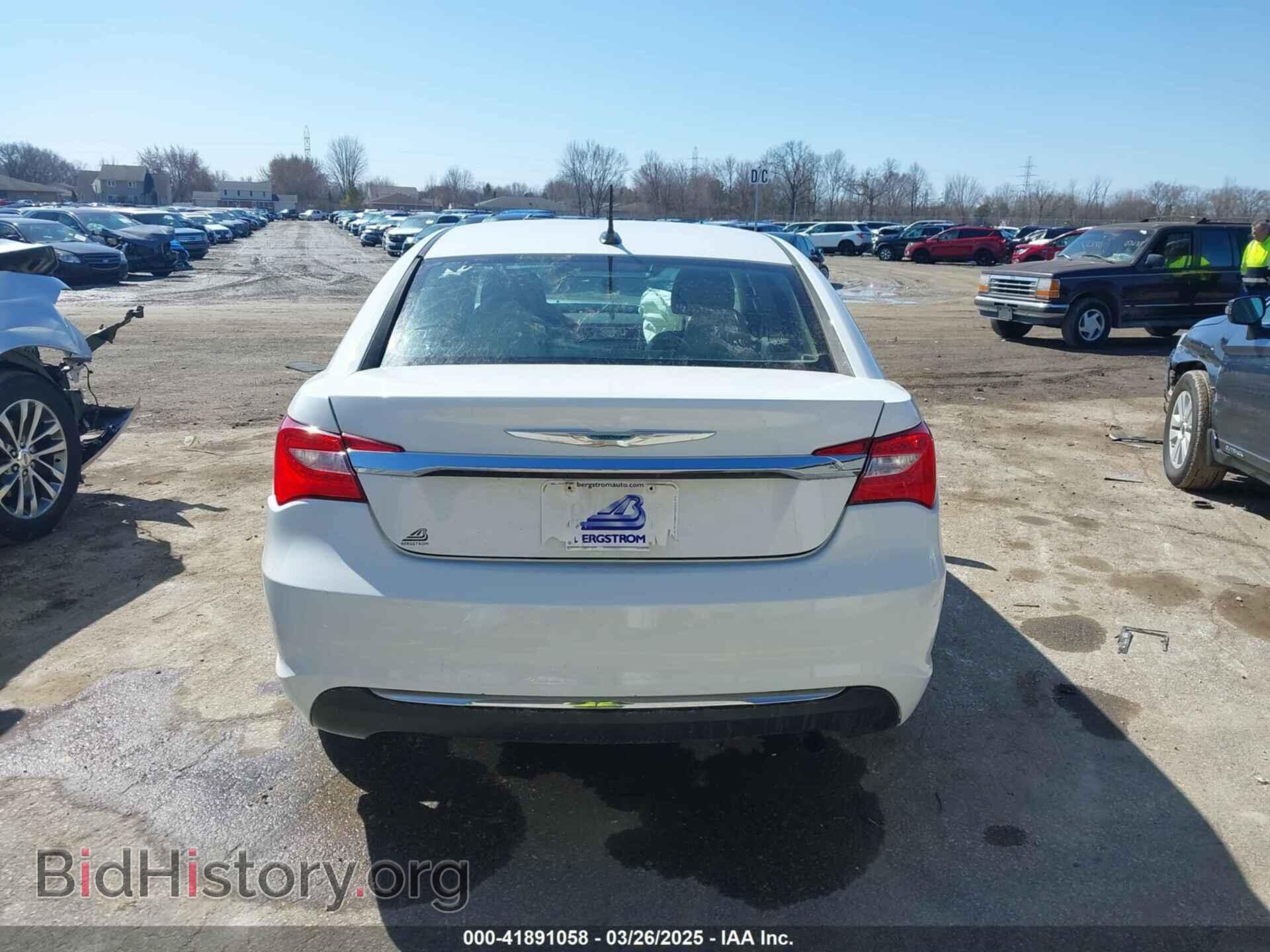 2012 CHRYSLER 200 - VIN: 1C3CCBCB6CN305981 - Фото 16