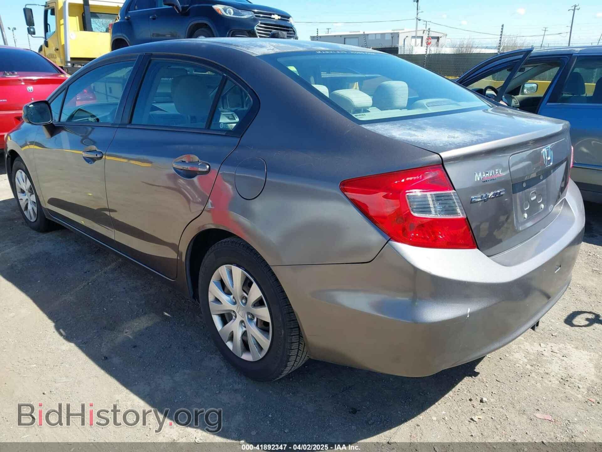 2012 HONDA CIVIC - VIN: 2HGFB2F58CH587746 - Фото 3