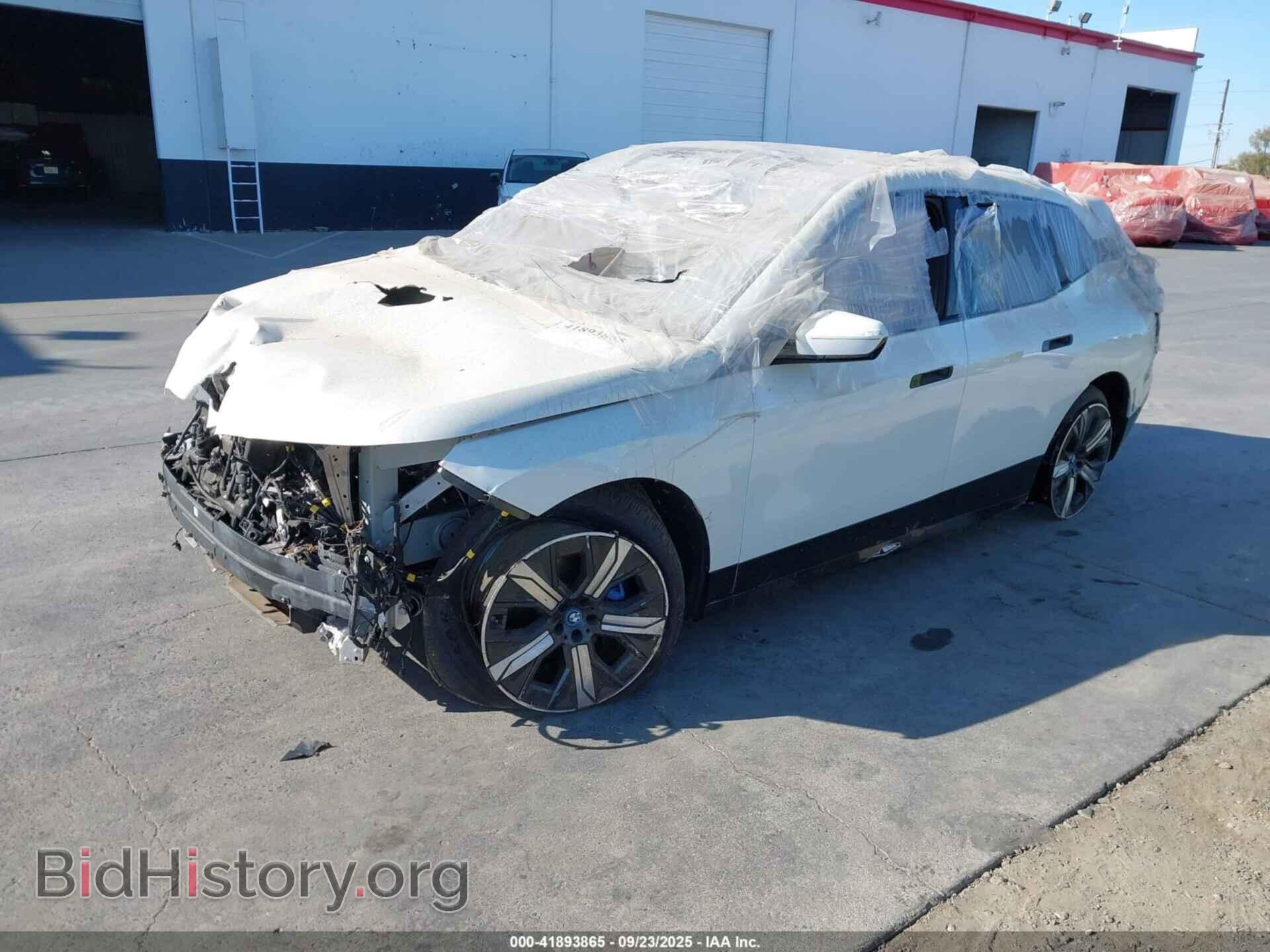 2025 BMW IX - VIN: WB523CF09SCT70854 - Фото 2