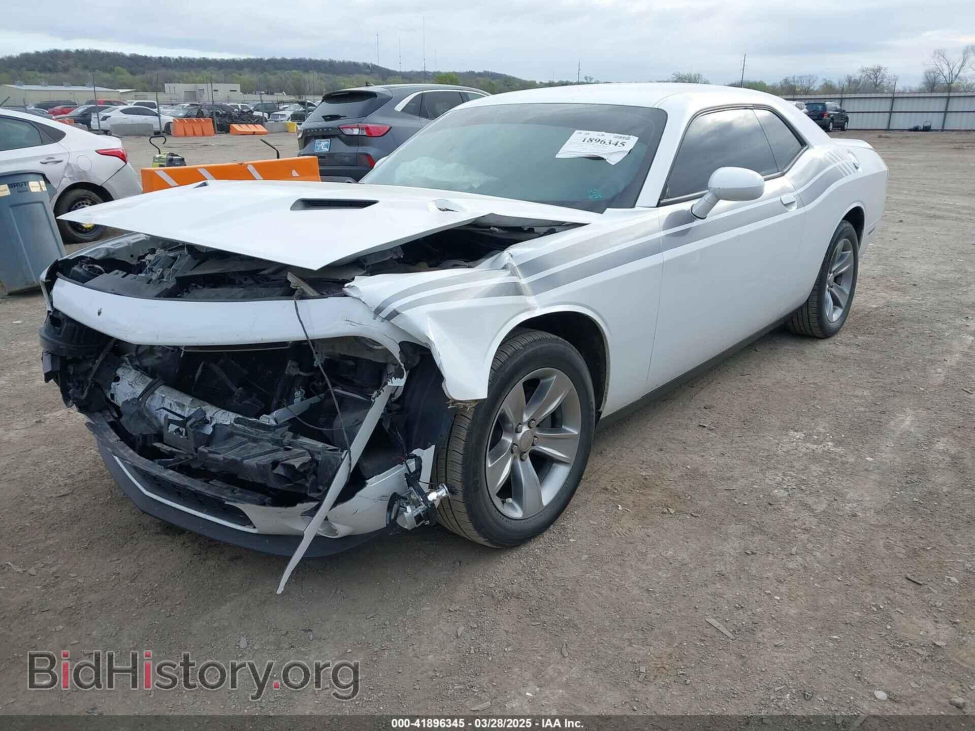 2018 DODGE CHALLENGER - VIN: 2C3CDZAG4JH131886 - Фото 2